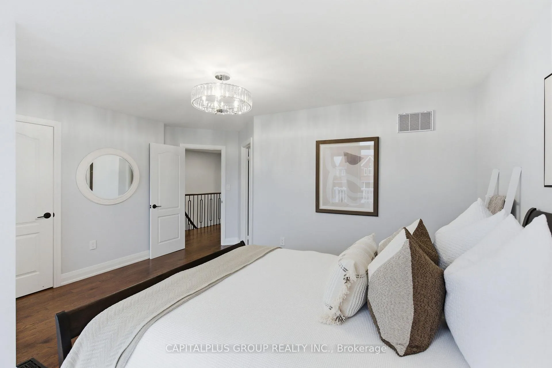 Photo 37 of 313 Cachet Boulevard, Whitby, Brooklin — HOMEH