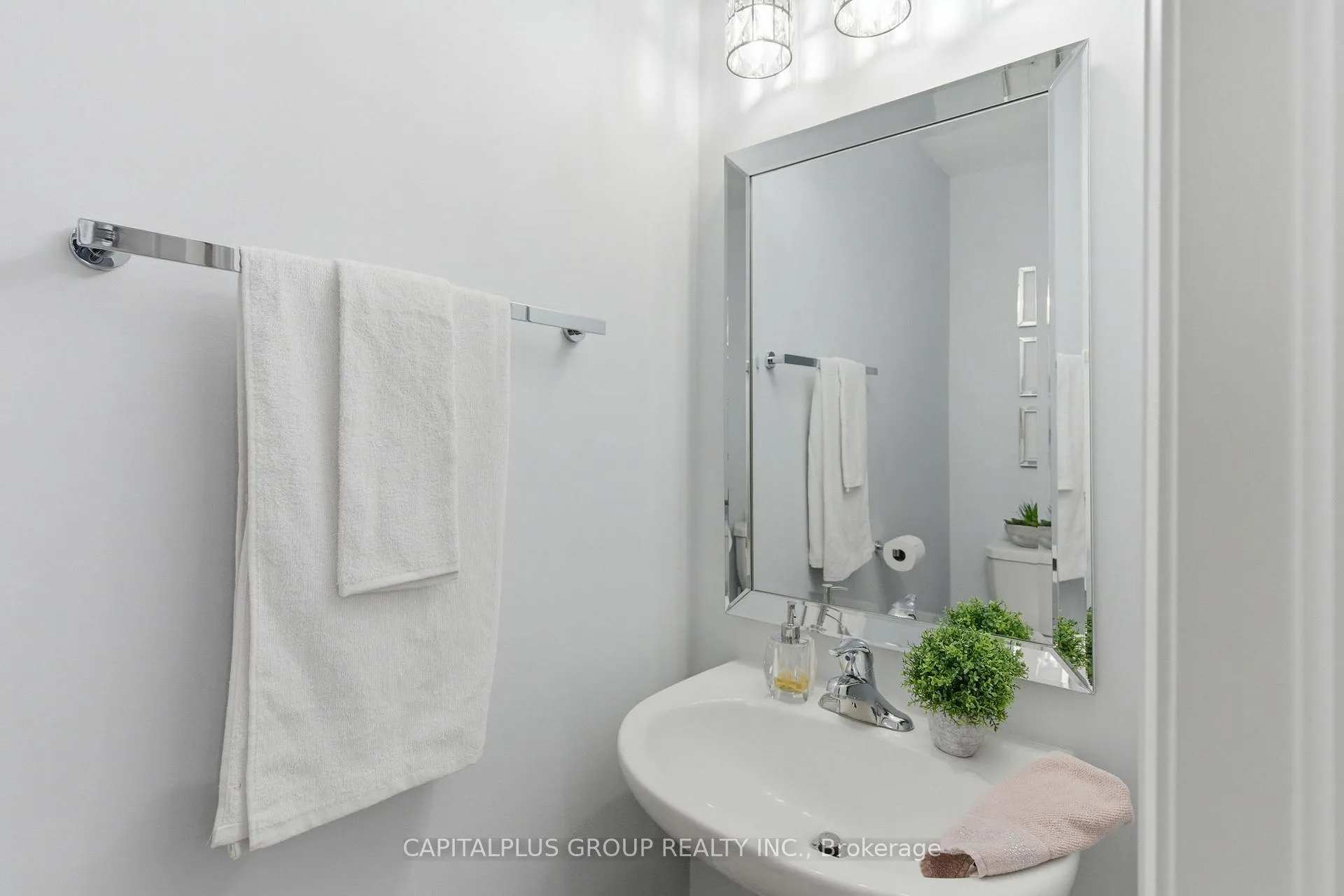 Photo 44 of 313 Cachet Boulevard, Whitby, Brooklin — HOMEH