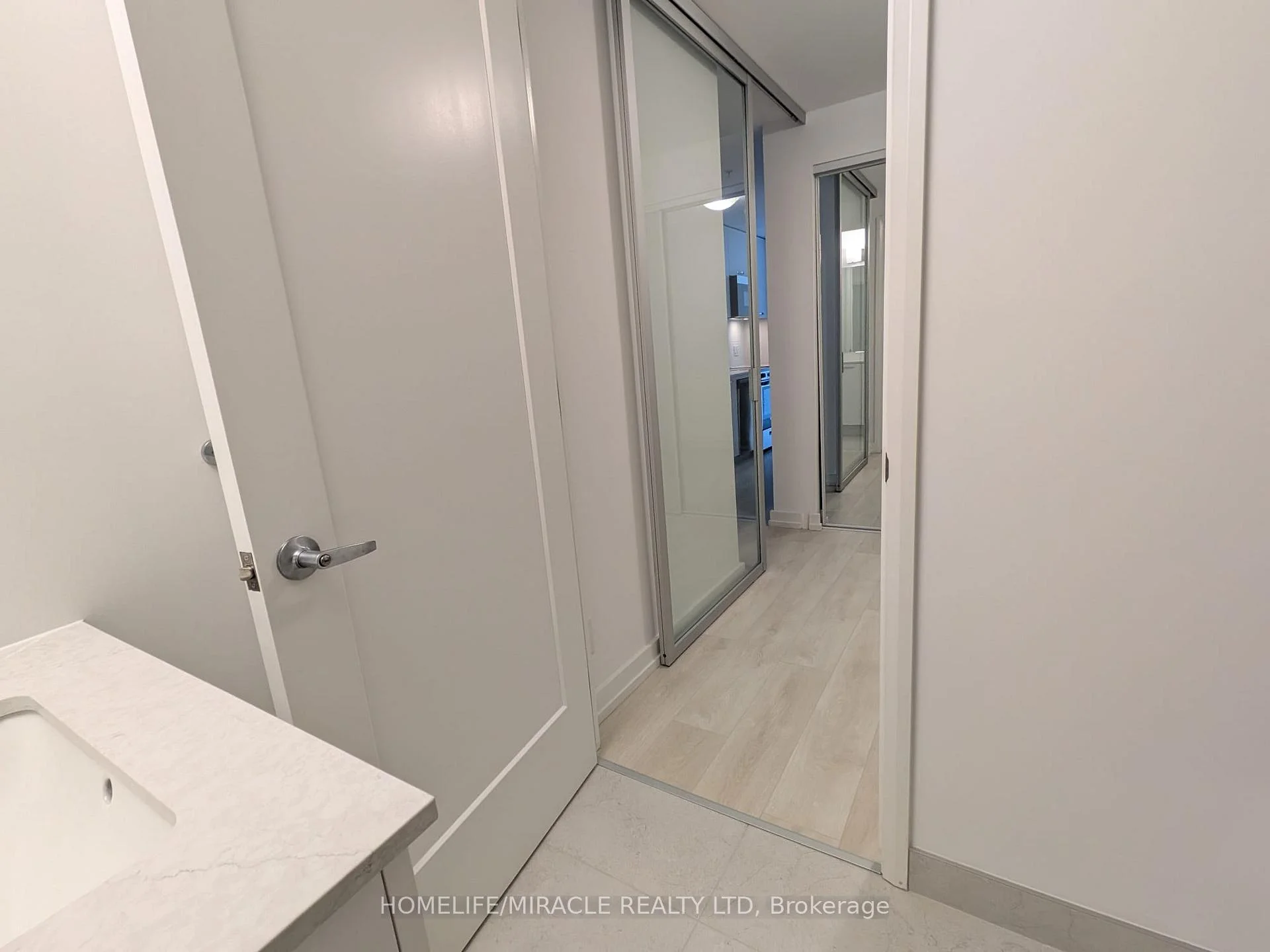 Photo 15 of Unit 2307, 75 James Street S, Hamilton, Corktown — HOMEH