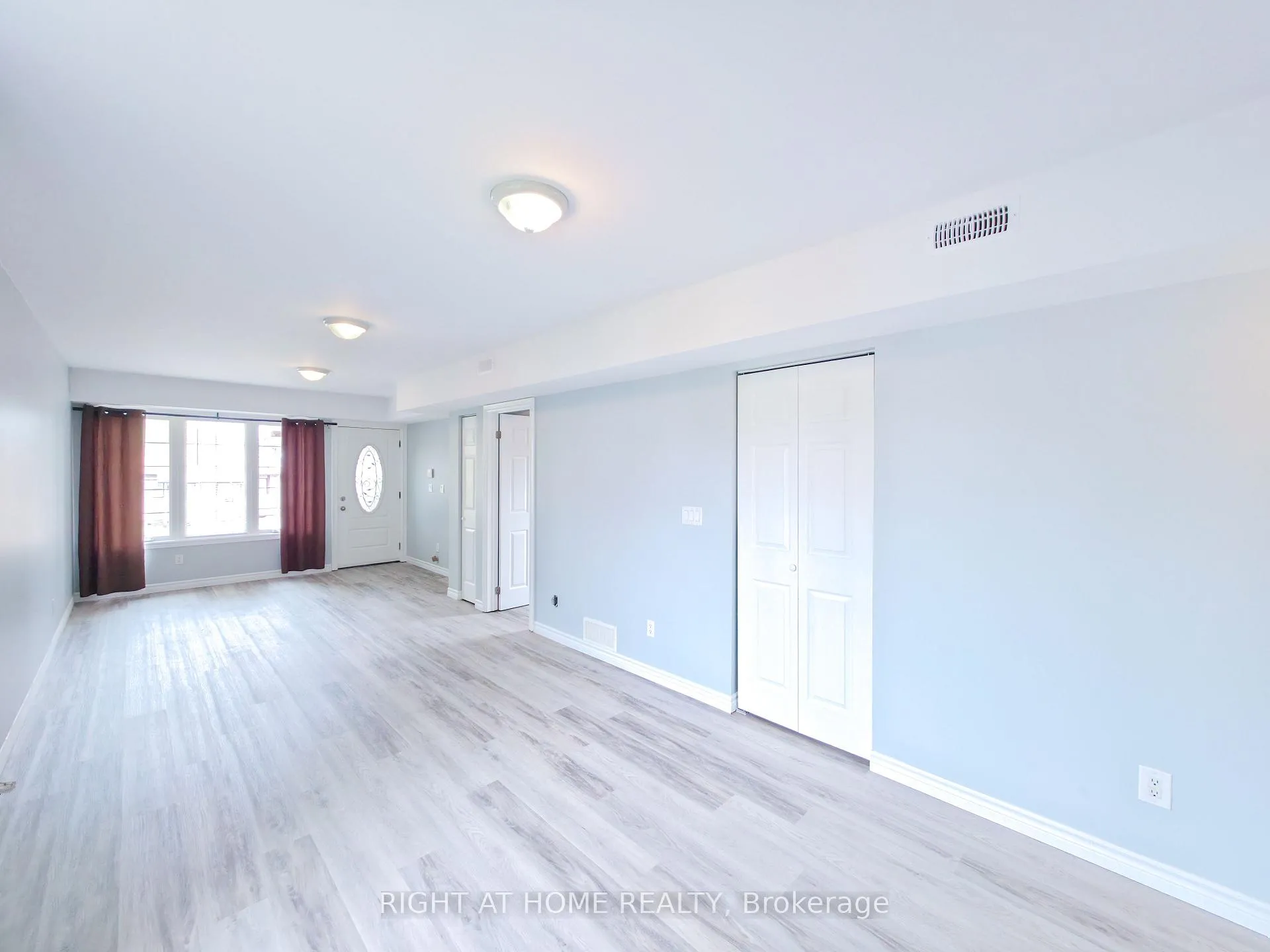 Photo 7 of 343 Mitchell Avenue, Oshawa, Central — HOMEH