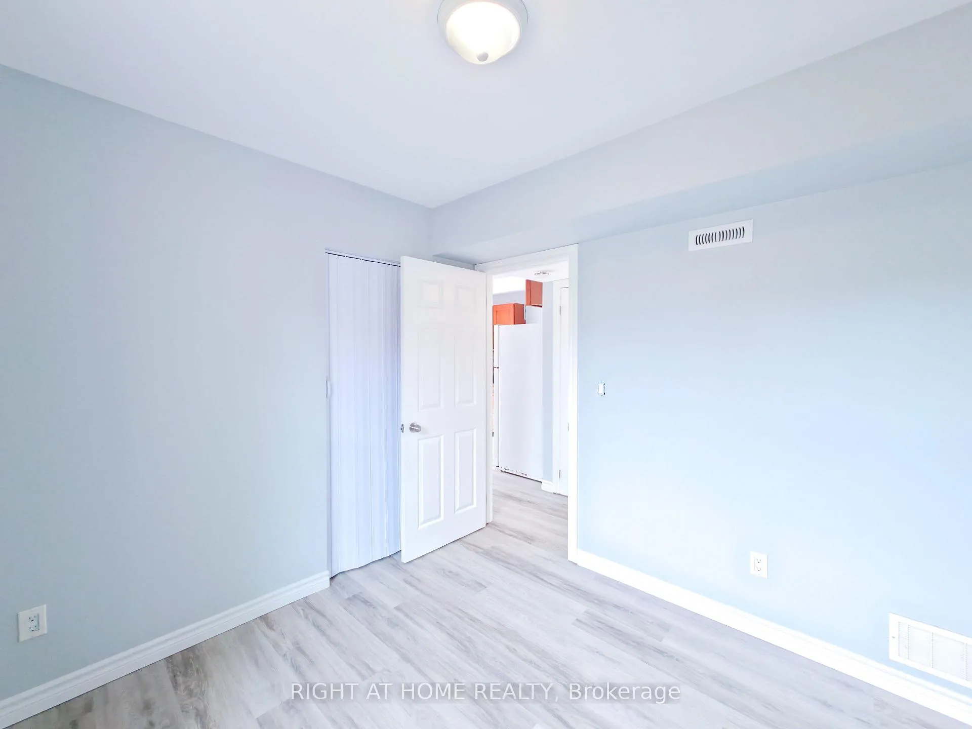 Photo 18 of 343 Mitchell Avenue, Oshawa, Central — HOMEH