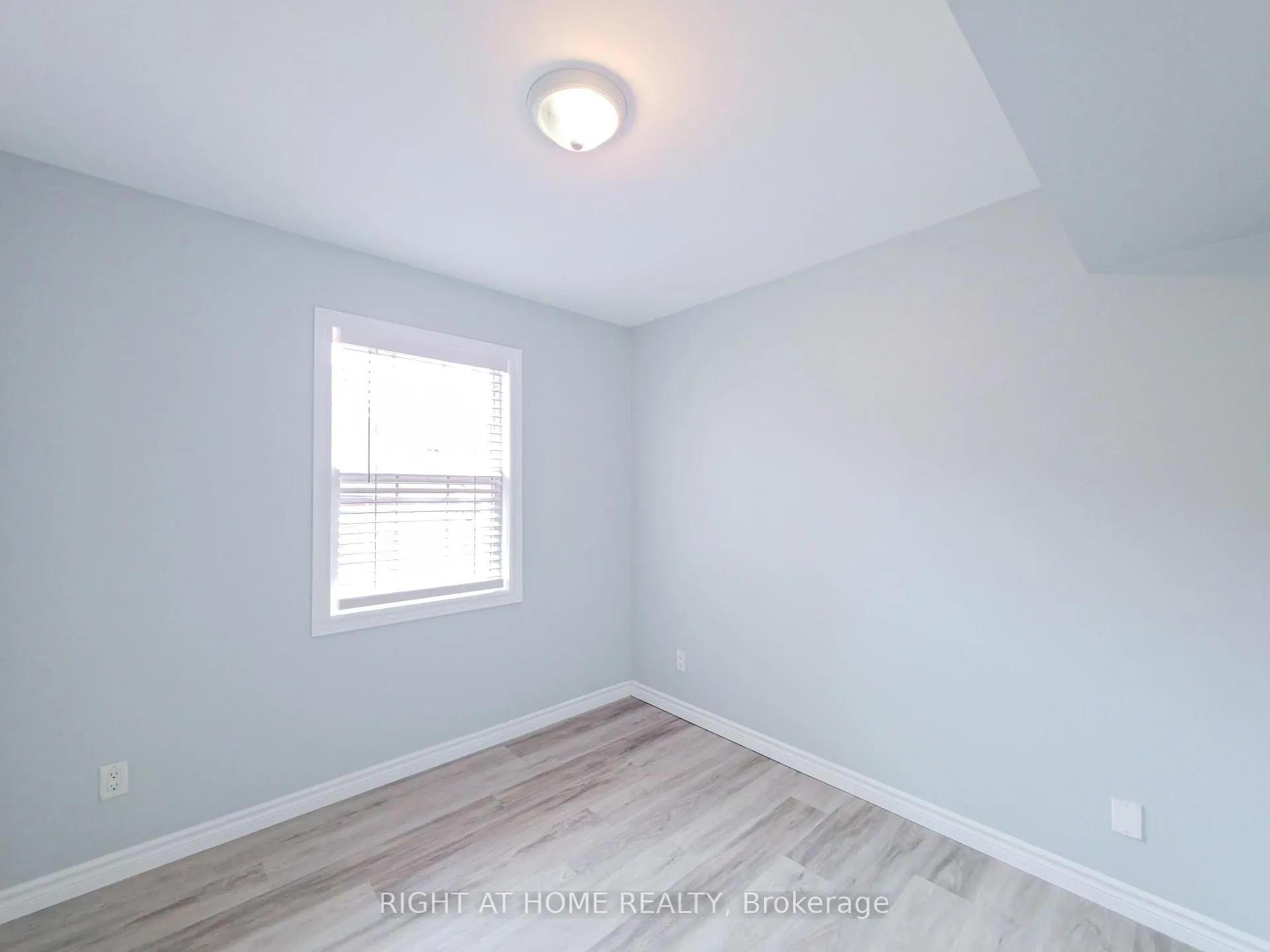 Photo 20 of 343 Mitchell Avenue, Oshawa, Central — HOMEH