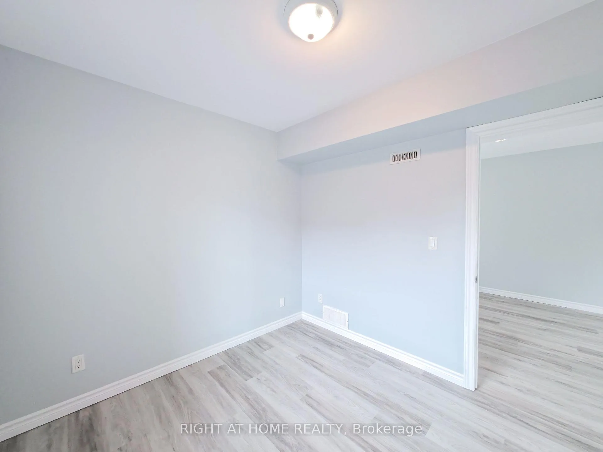 Photo 23 of 343 Mitchell Avenue, Oshawa, Central — HOMEH