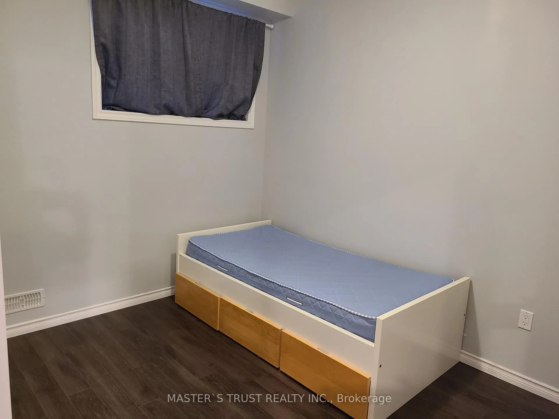 Photo 13 of Unit Lower, 212 Macalister Boulevard, Guelph, Kortright East — HOMEH