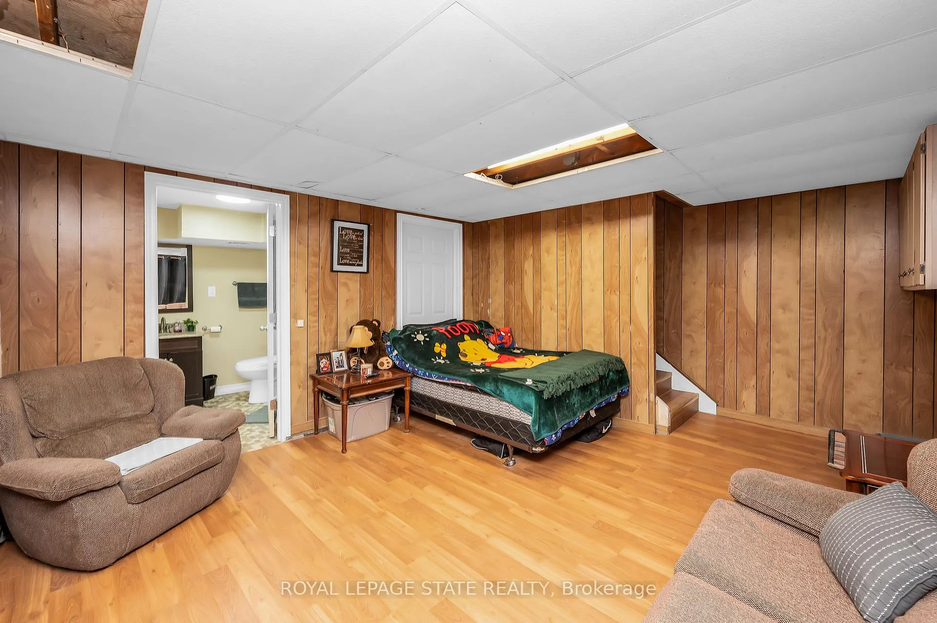 Photo 23 of Unit 2, 165 Limeridge Road W, Hamilton, Rolston — HOMEH