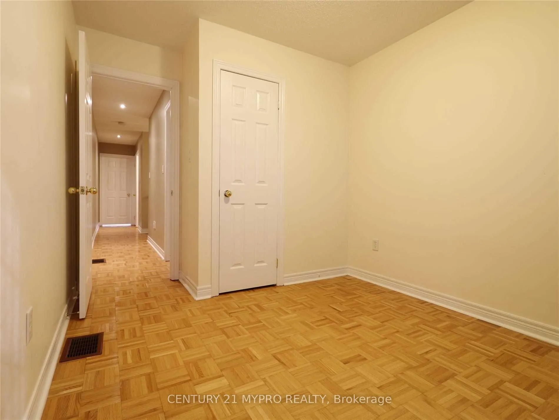 Photo 25 of 2491 Bur Oak Avenue, Markham, Cornell — HOMEH