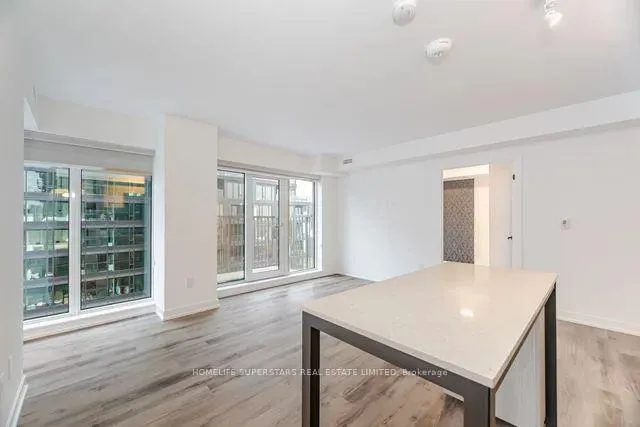 Photo 9 of Unit 1103, 2 Augusta Avenue, Toronto, Waterfront Communities — HOMEH