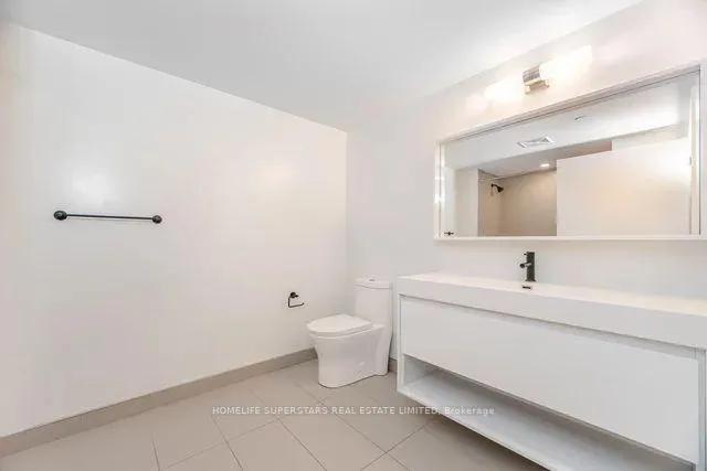 Photo 16 of Unit 1103, 2 Augusta Avenue, Toronto, Waterfront Communities — HOMEH