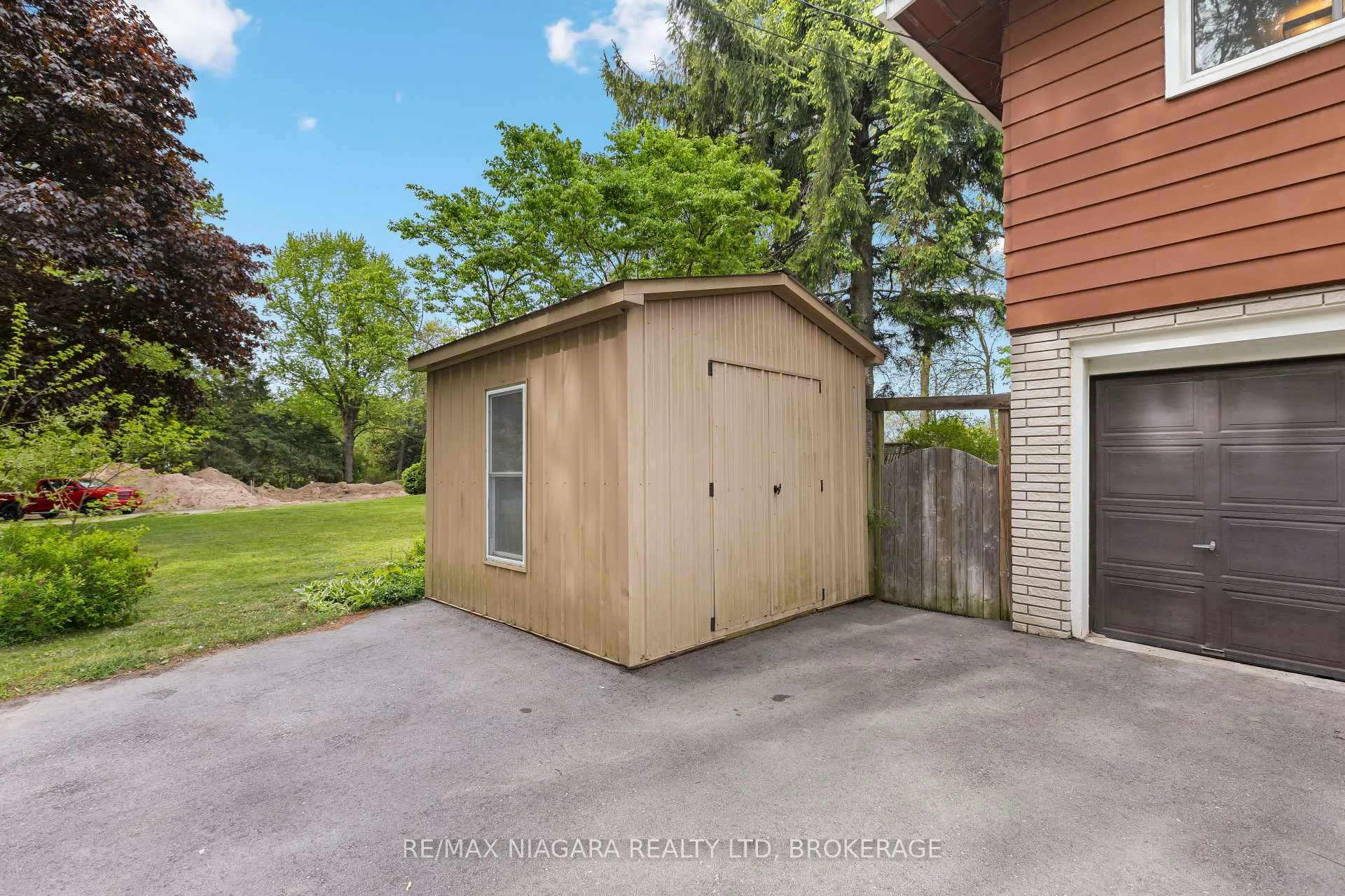 Photo 32 of 1176 Sunset Drive, Pelham, Fenwick — HOMEH