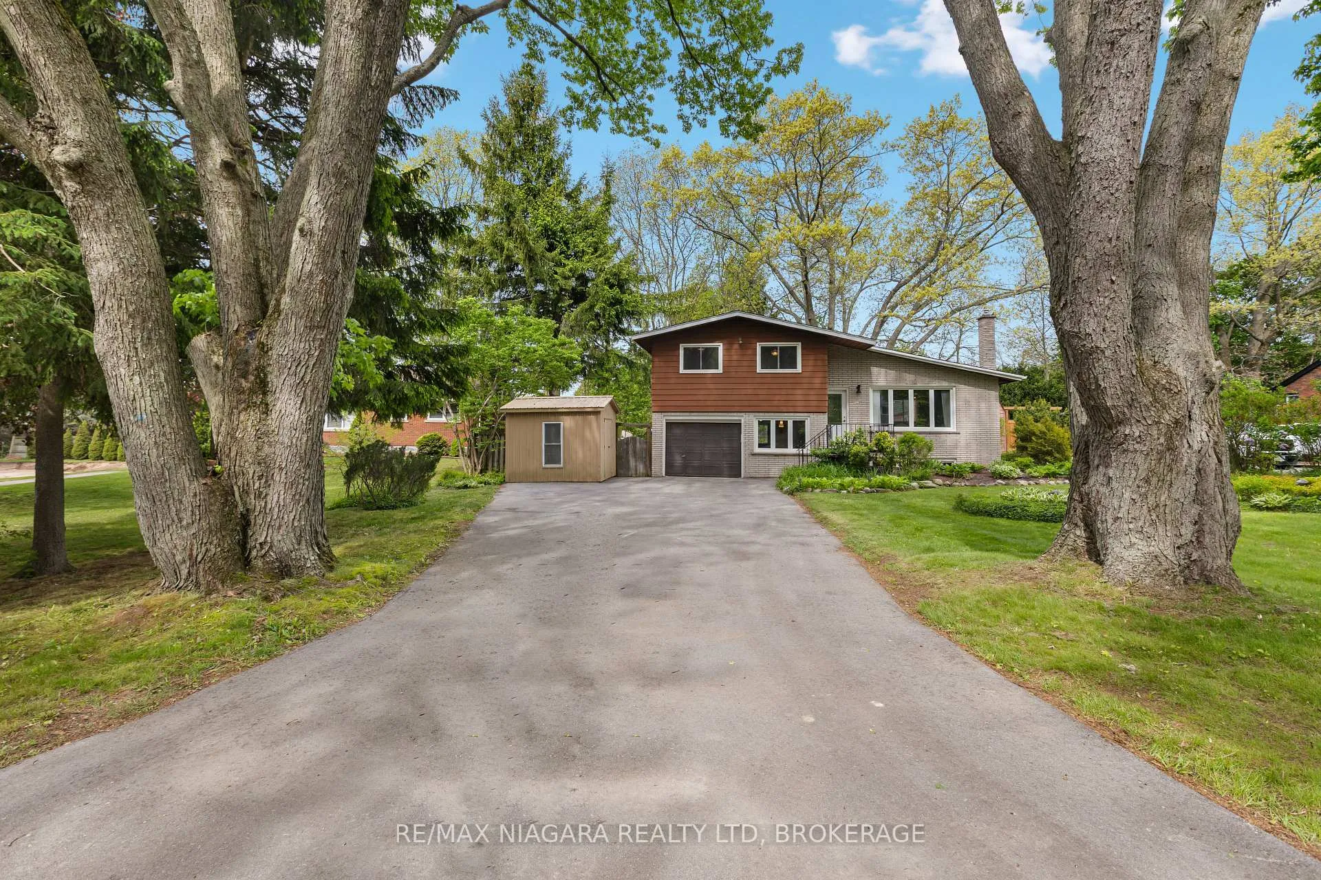 Photo 33 of 1176 Sunset Drive, Pelham, Fenwick — HOMEH