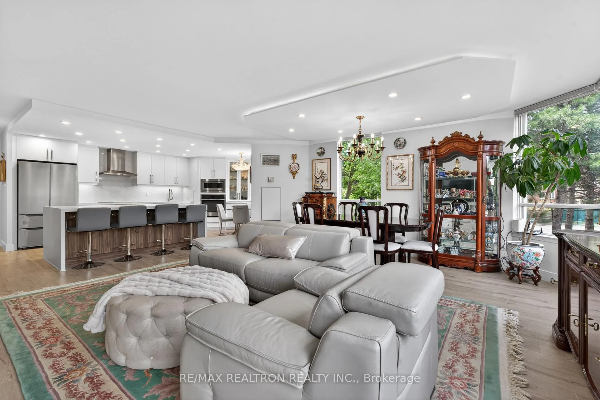 Photo 11 of Unit 203, 110 Promenade Circle, Vaughan, Brownridge — HOMEH