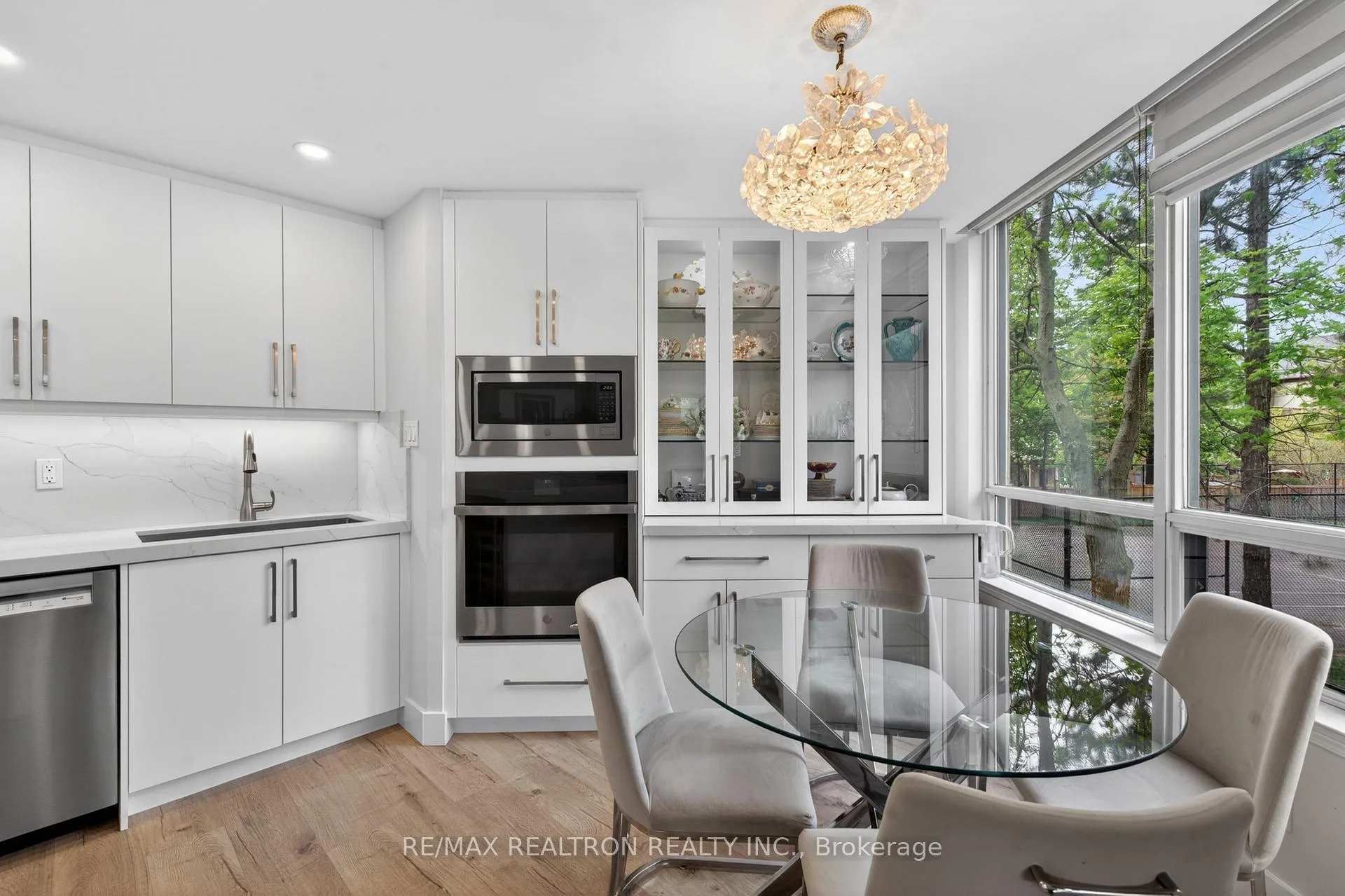 Photo 13 of Unit 203, 110 Promenade Circle, Vaughan, Brownridge — HOMEH