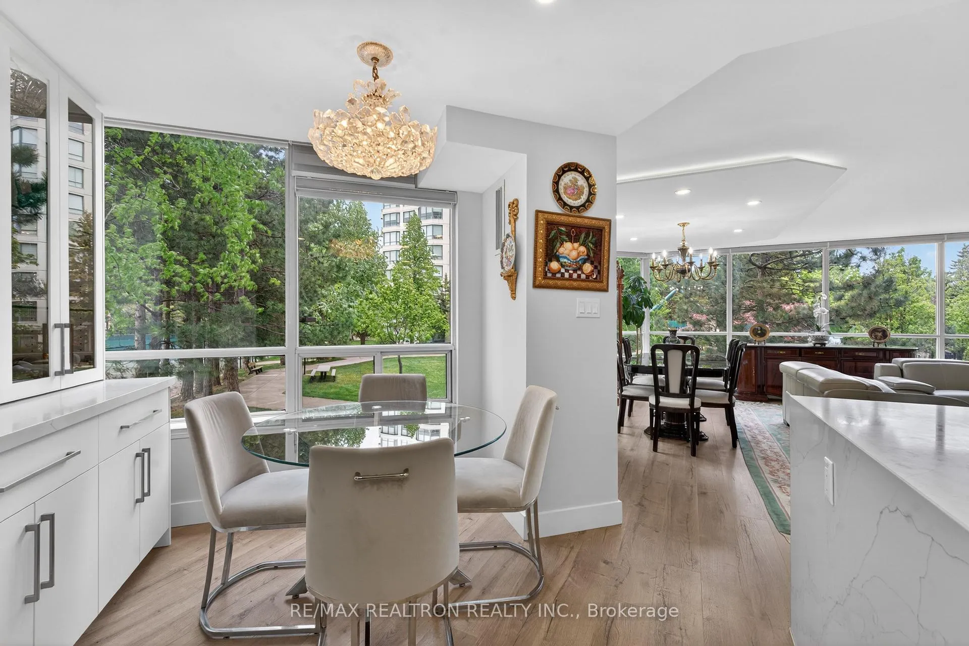 Photo 15 of Unit 203, 110 Promenade Circle, Vaughan, Brownridge — HOMEH