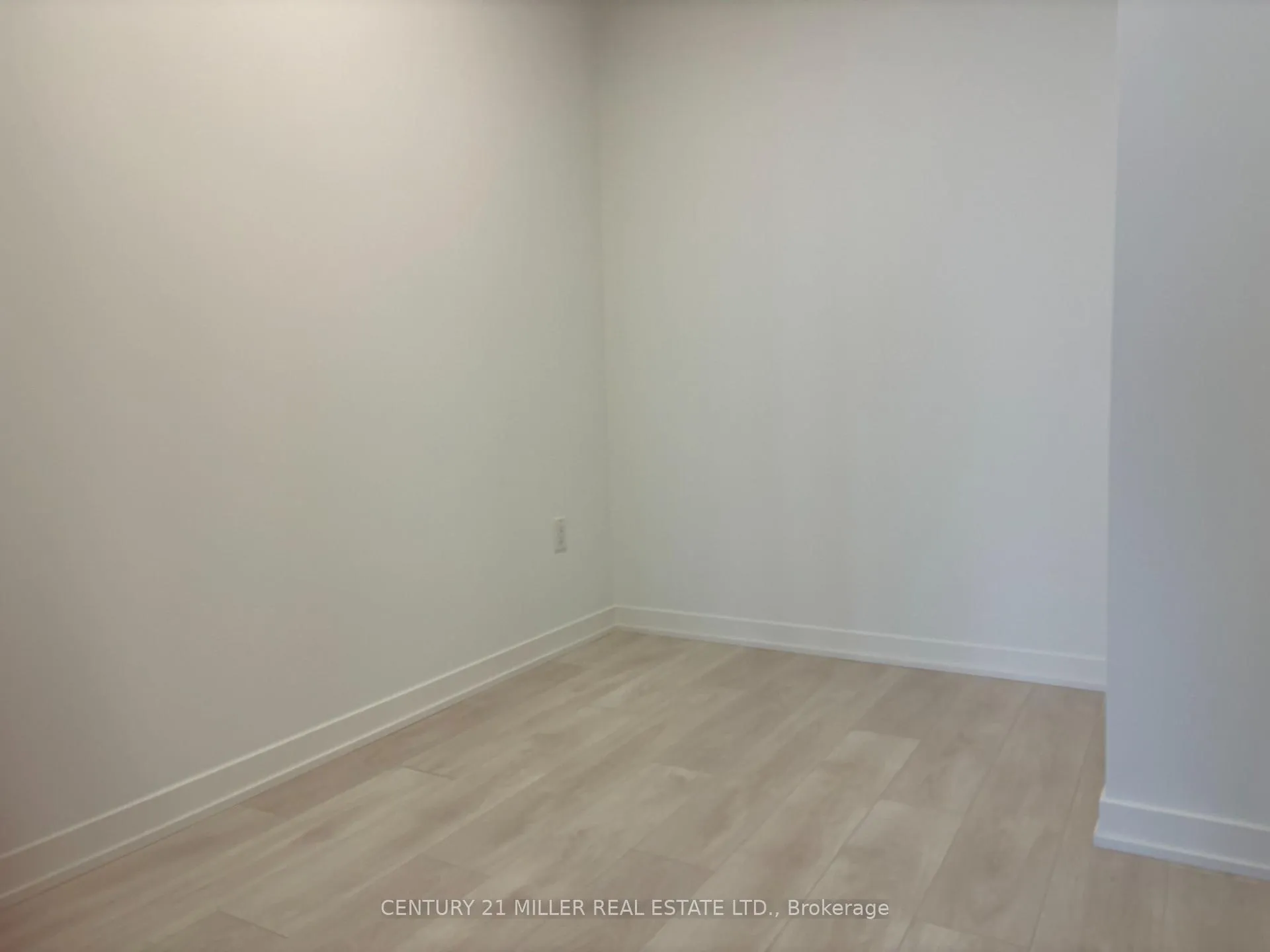 Photo 10 of Unit C1504, 4878 Powers Common, Burlington, Alton — HOMEH