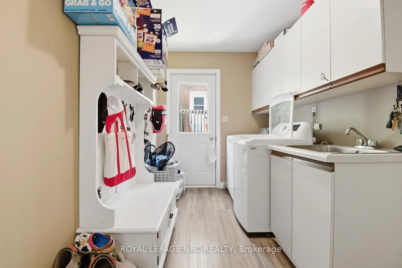 Photo 23 of 6 Nursery Lane, Pelham, Fonthill — HOMEH