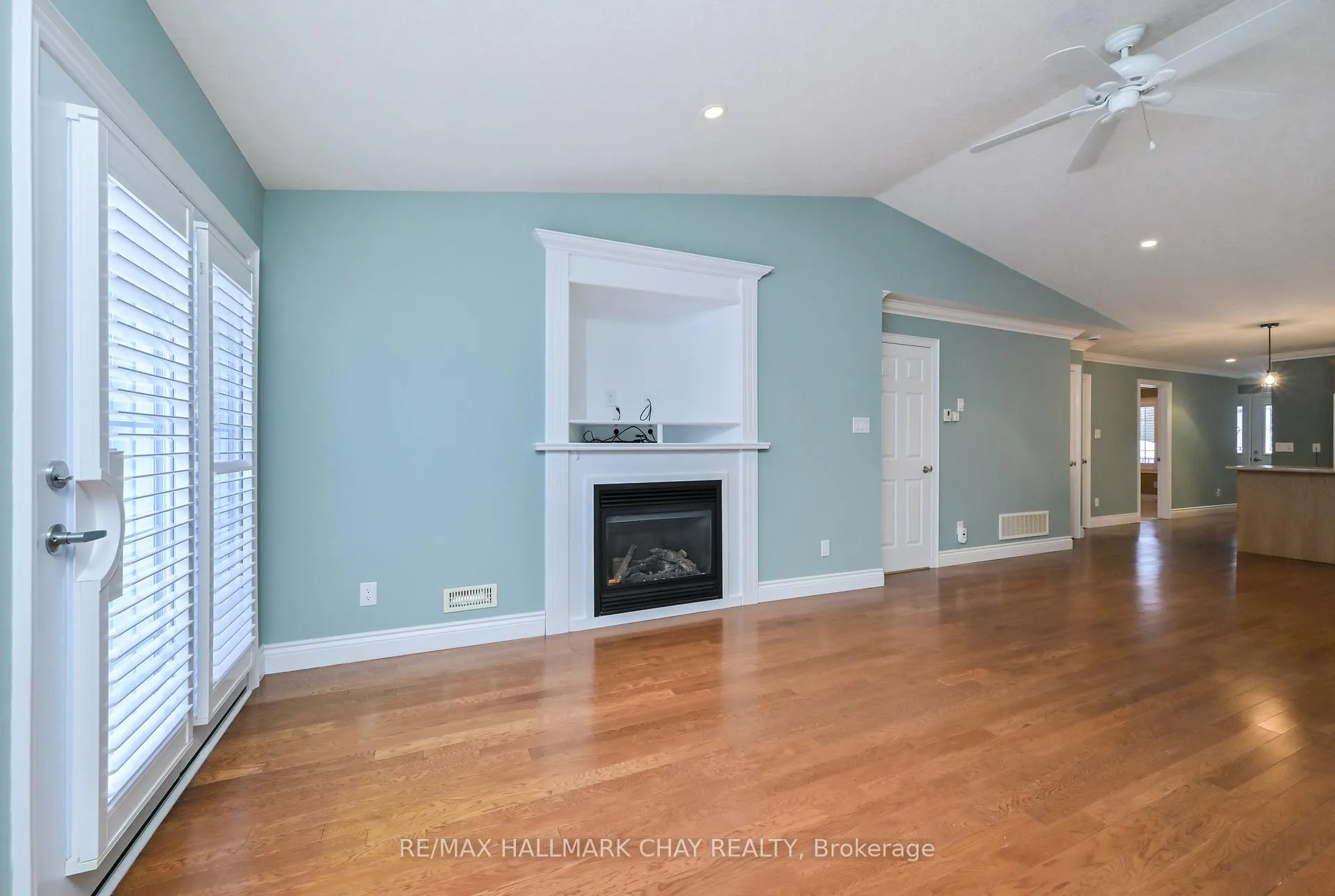 Photo 13 of 140 Meadow Lane, Wasaga Beach — HOMEH
