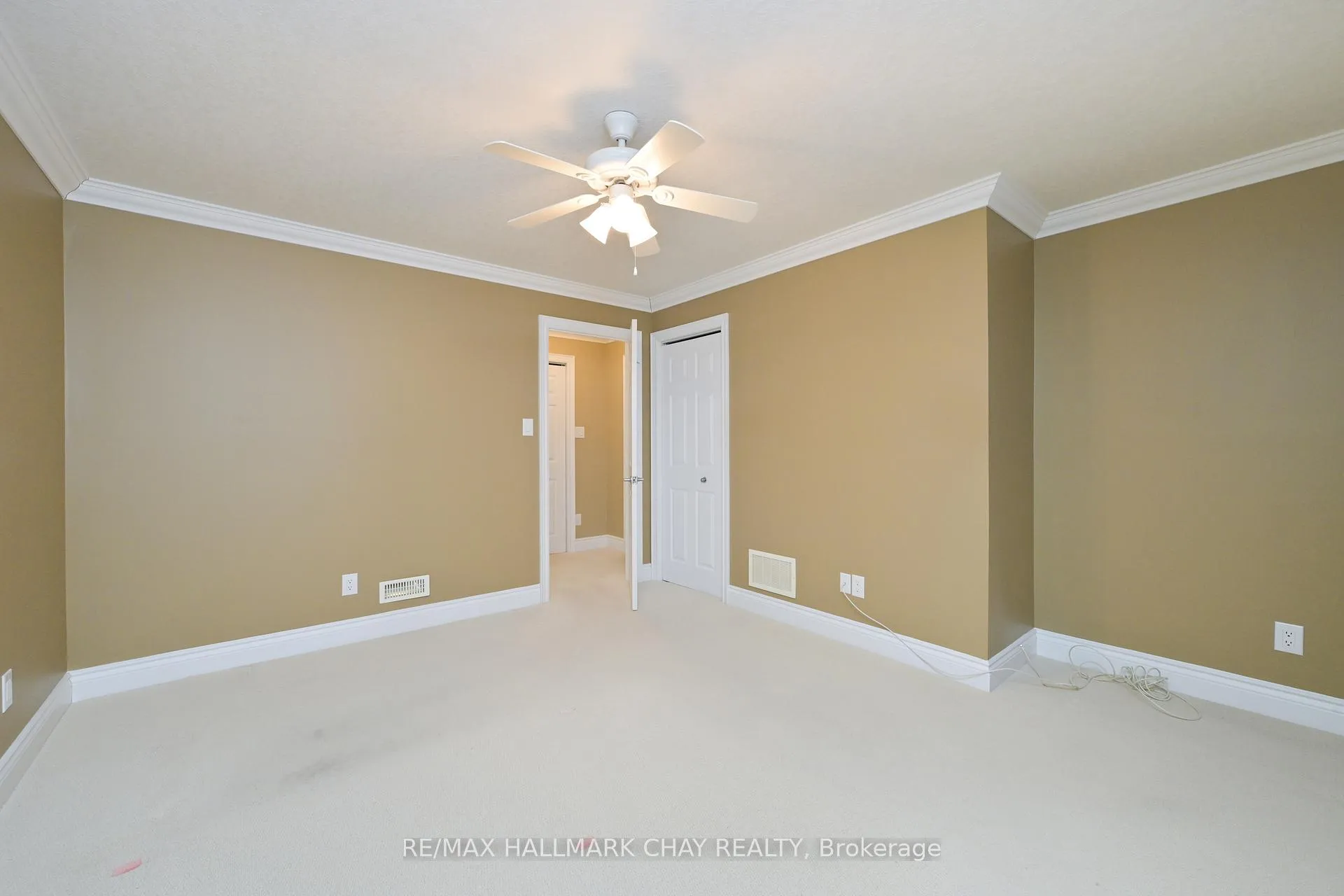 Photo 16 of 140 Meadow Lane, Wasaga Beach — HOMEH