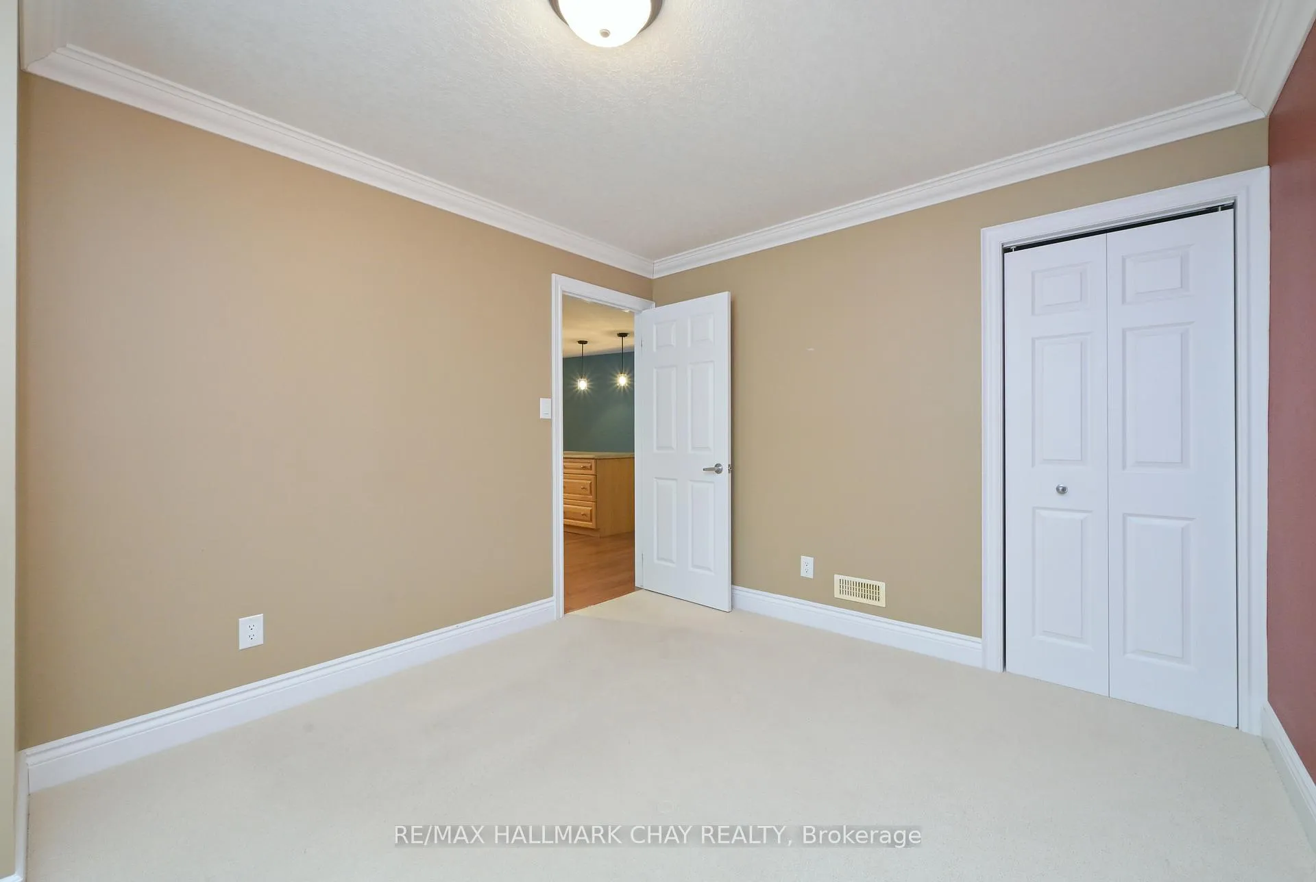 Photo 22 of 140 Meadow Lane, Wasaga Beach — HOMEH