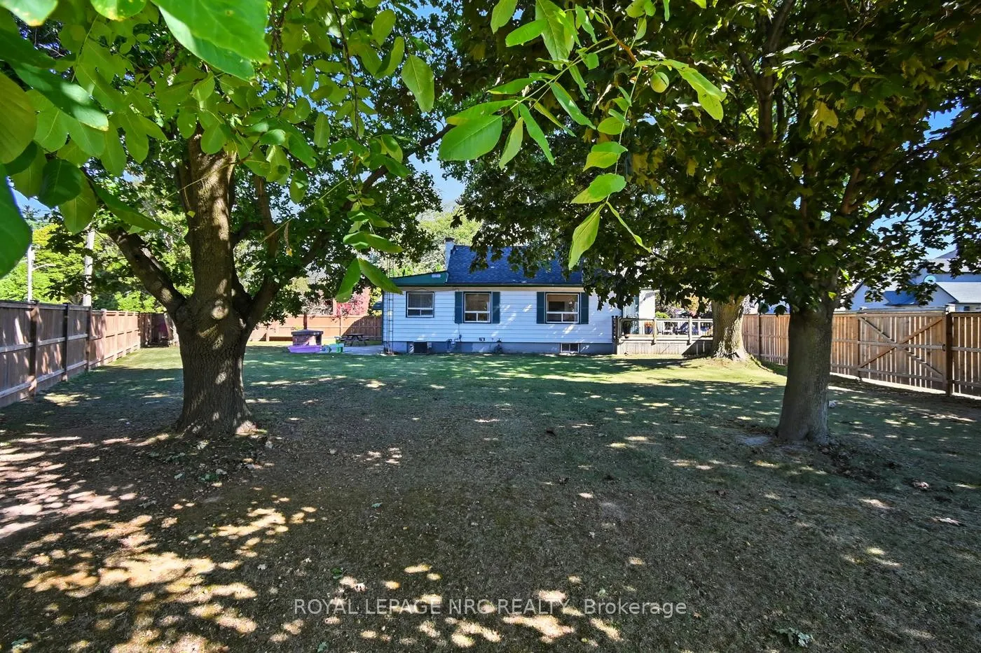 Photo 26 of 2459 Thompson Road, Niagara Falls, Church's Lane — HOMEH
