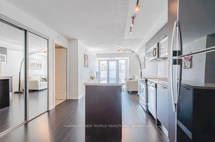 Photo 4 of Unit 1121, 386 Yonge Street, Toronto, Bay Street Corridor — HOMEH