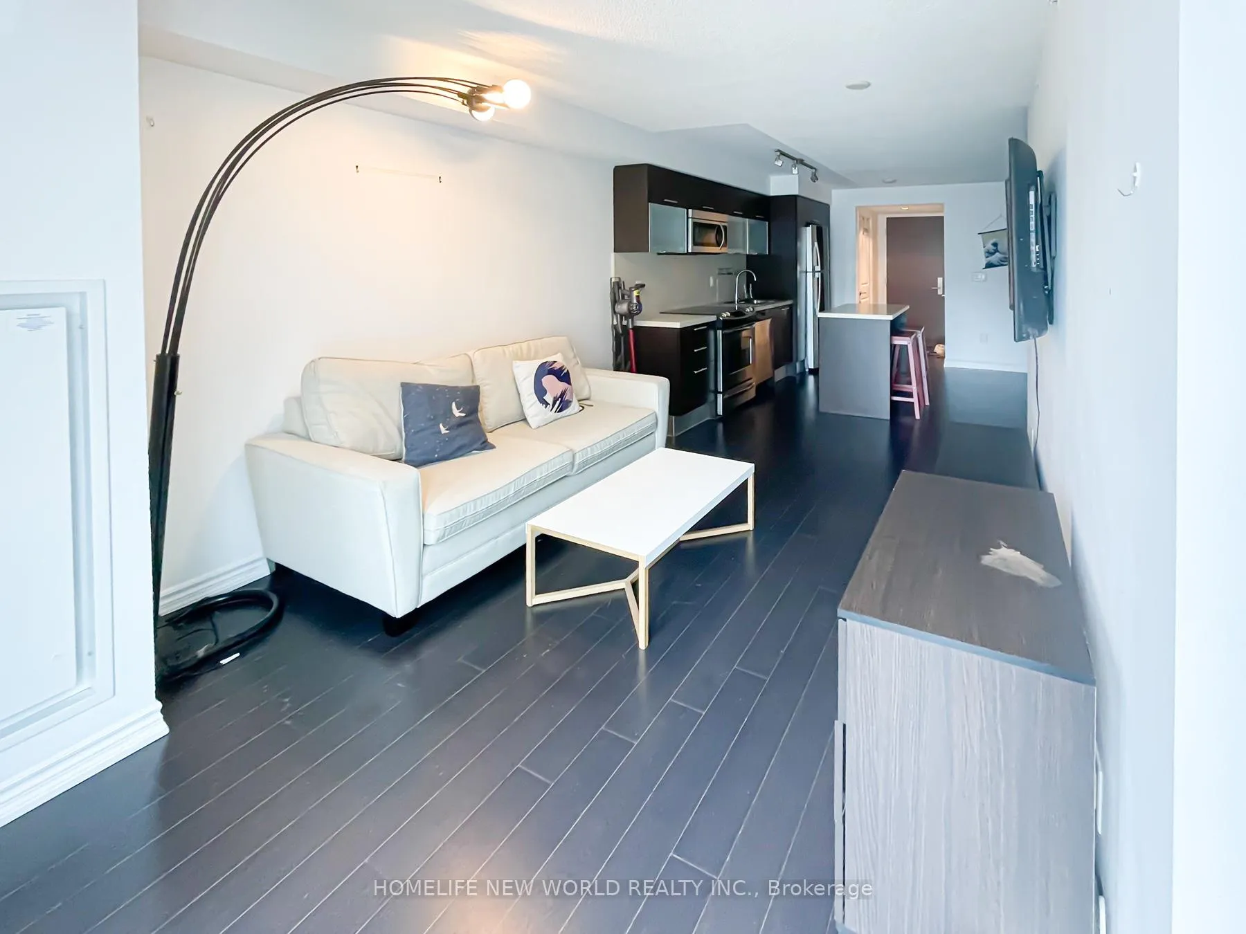 Photo 9 of Unit 1121, 386 Yonge Street, Toronto, Bay Street Corridor — HOMEH