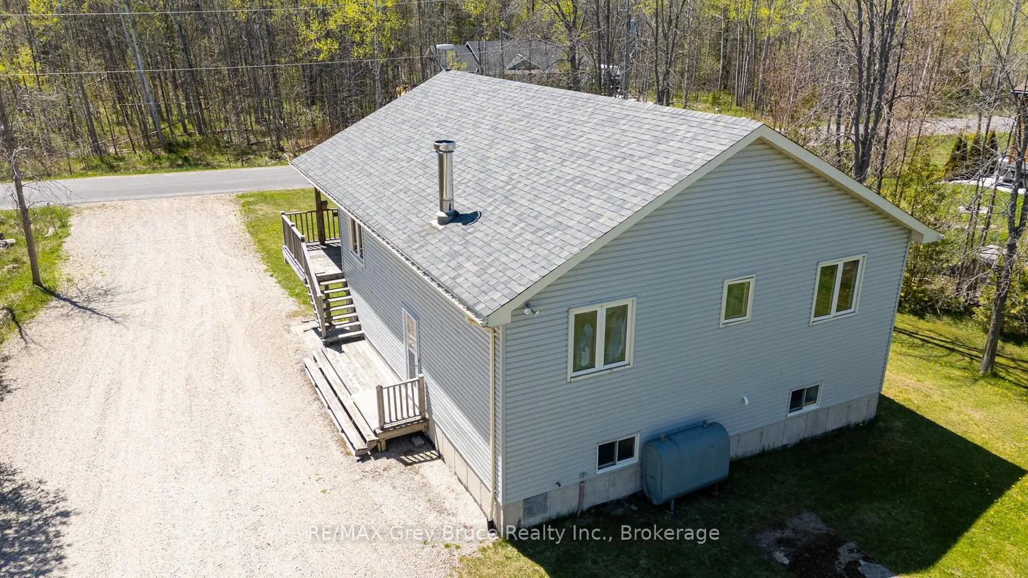 Photo 4 of 94 Maple Drive, Northern Bruce Peninsula — HOMEH