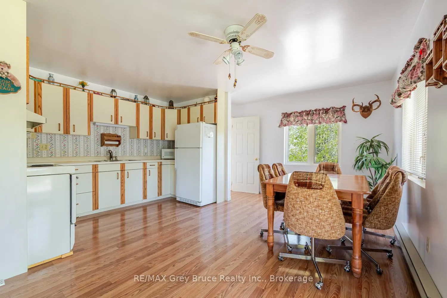 Photo 12 of 94 Maple Drive, Northern Bruce Peninsula — HOMEH