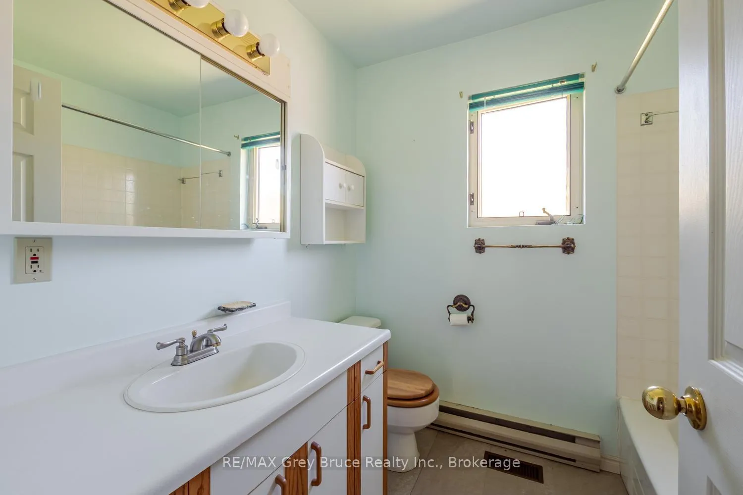 Photo 18 of 94 Maple Drive, Northern Bruce Peninsula — HOMEH