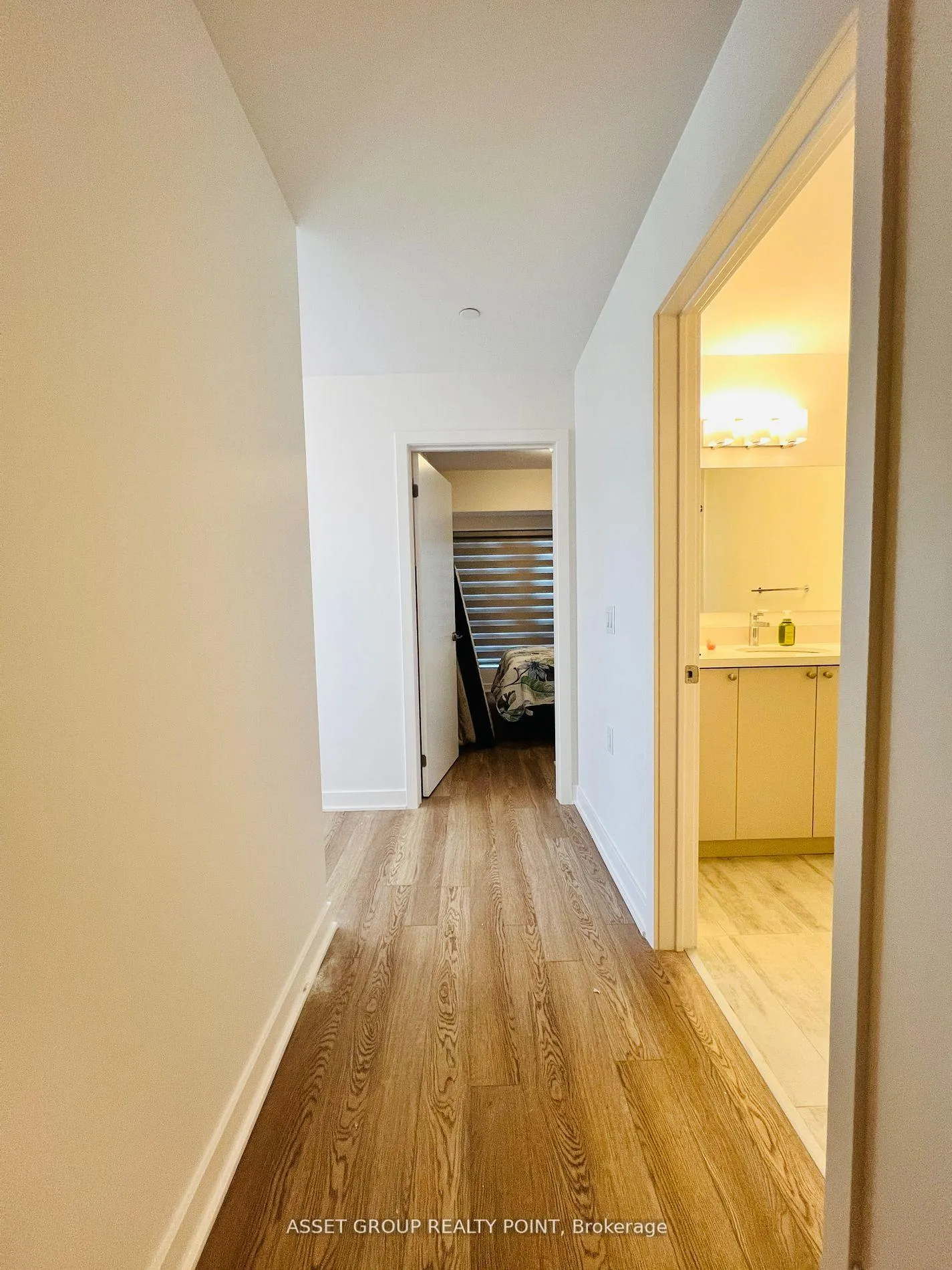 Photo 6 of Unit 508, 55 Clarington Boulevard, Clarington, Bowmanville — HOMEH