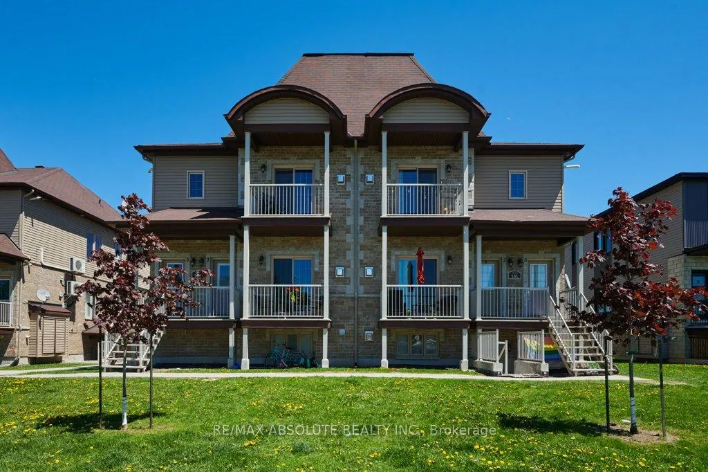 Photo of Unit 4, 183 Bourdeau Boulevard