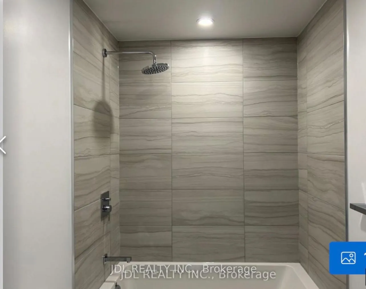 Photo 5 of Unit 813 Unit A, 285 Dufferin St Street, Toronto, South Parkdale — HOMEH