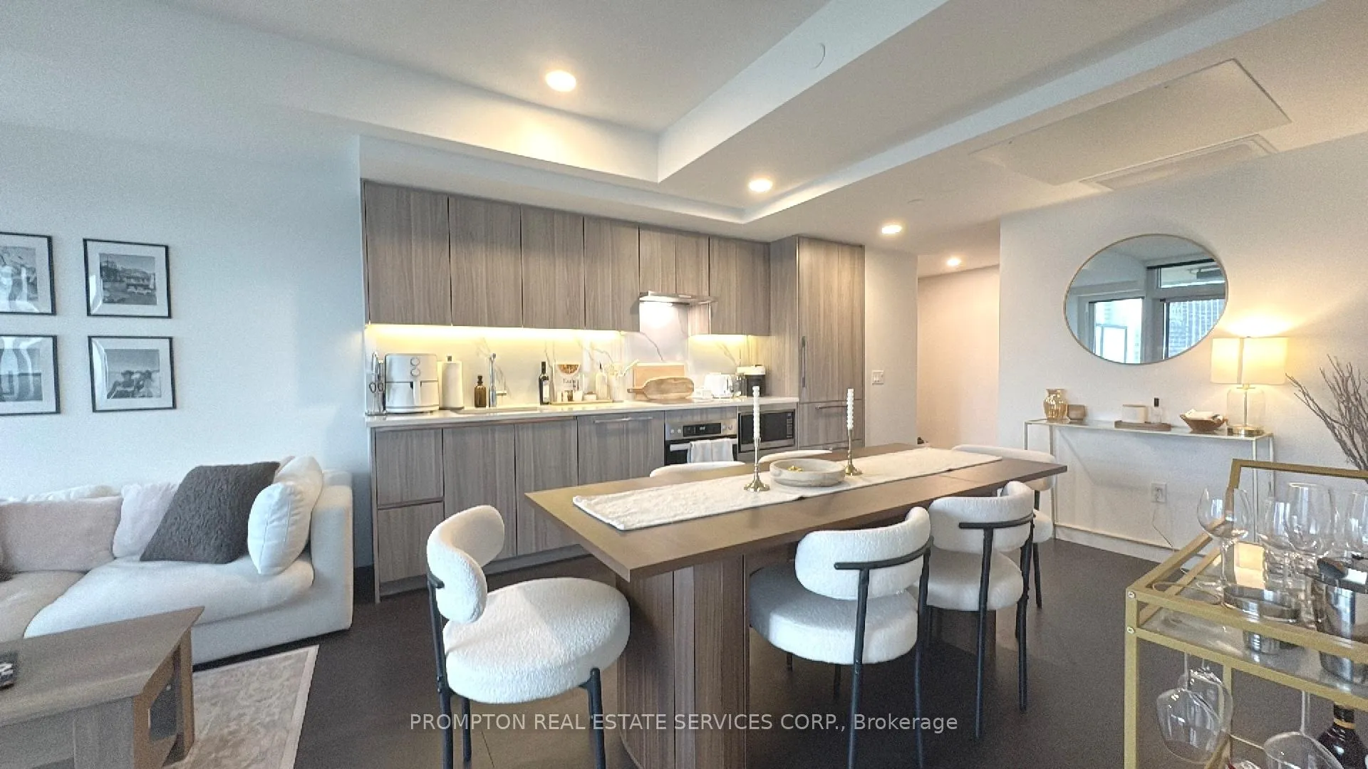 Photo 7 of Unit 3103, 3 Concord Cityplace Way, Toronto, Waterfront Communities — HOMEH
