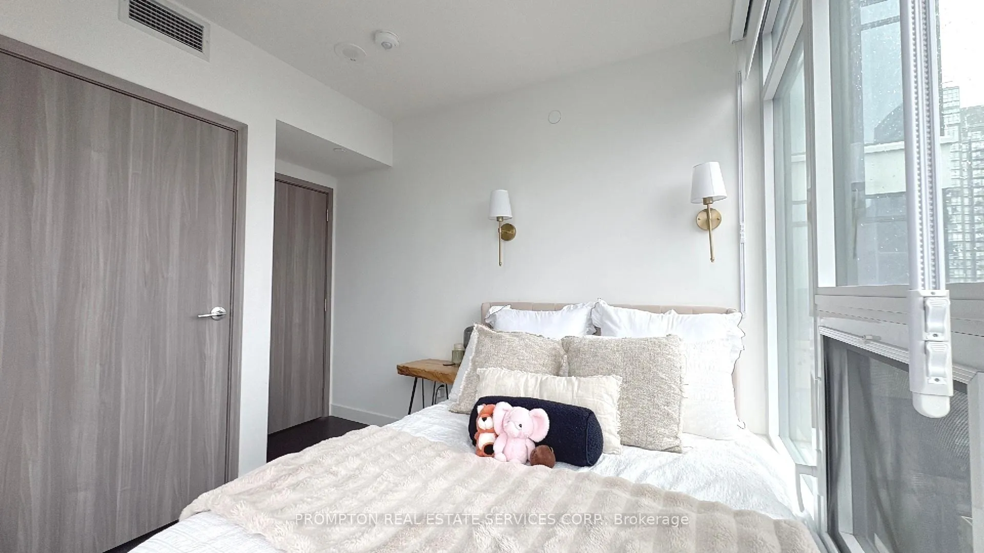 Photo 13 of Unit 3103, 3 Concord Cityplace Way, Toronto, Waterfront Communities — HOMEH