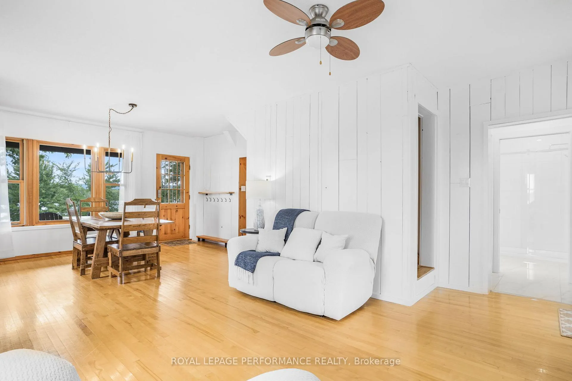 Photo 17 of 2970 Bay Road, Champlain, Champlain Twp — HOMEH