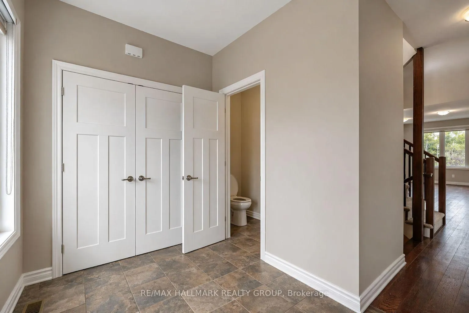 Photo 2 of 113 Seabert Drive, Arnprior — HOMEH