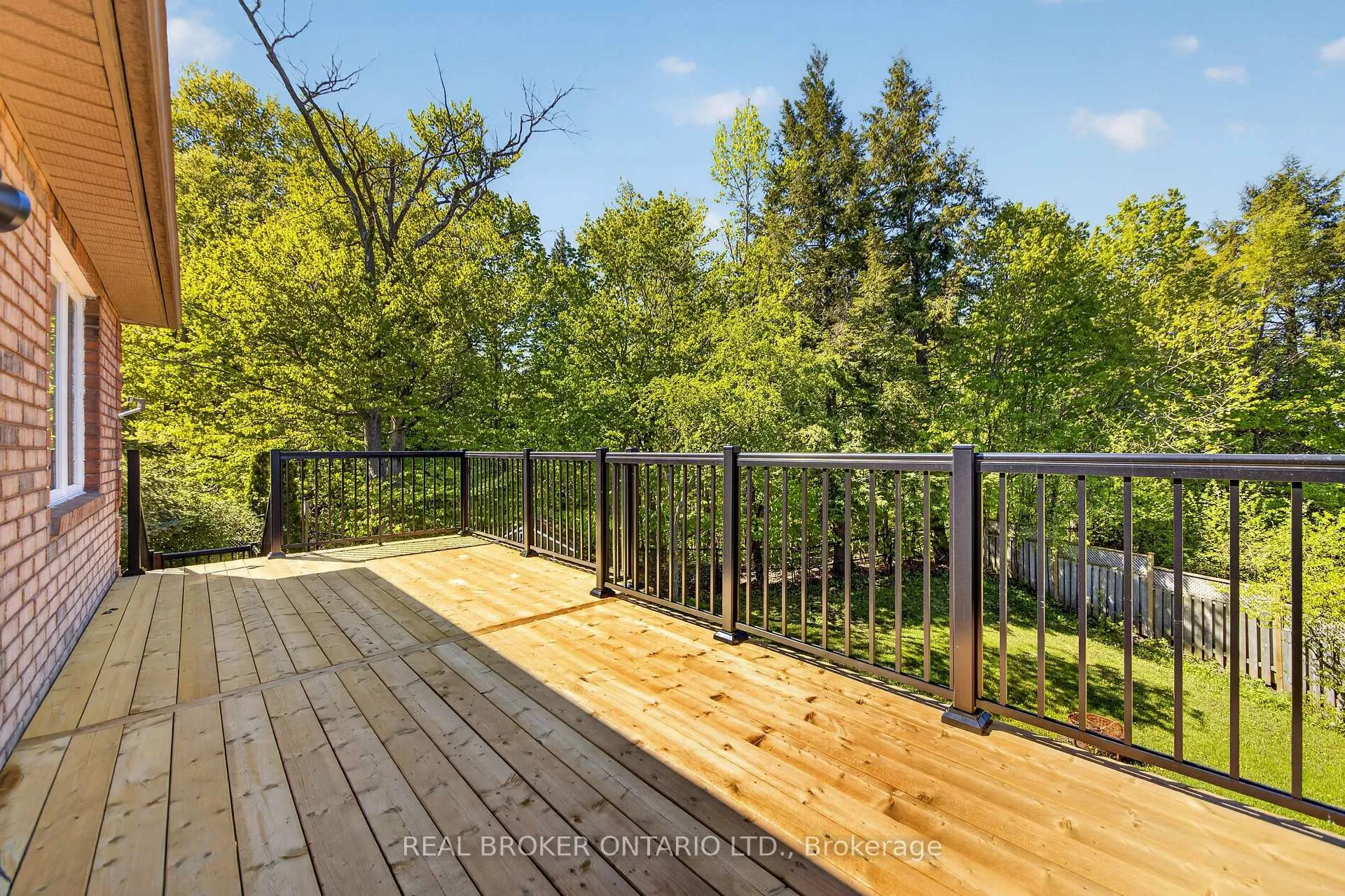 Photo 28 of 198 Columbia Road, Barrie, Holly — HOMEH