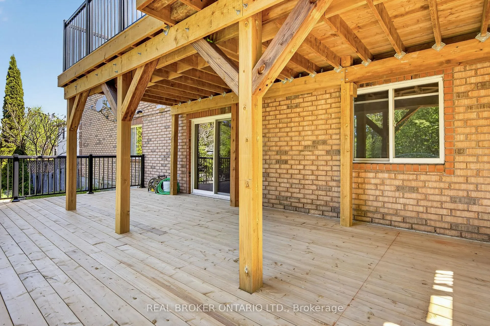 Photo 34 of 198 Columbia Road, Barrie, Holly — HOMEH