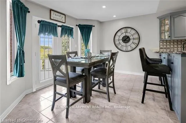Photo 11 of 975 Foss Road, Pelham, Fenwick — HOMEH