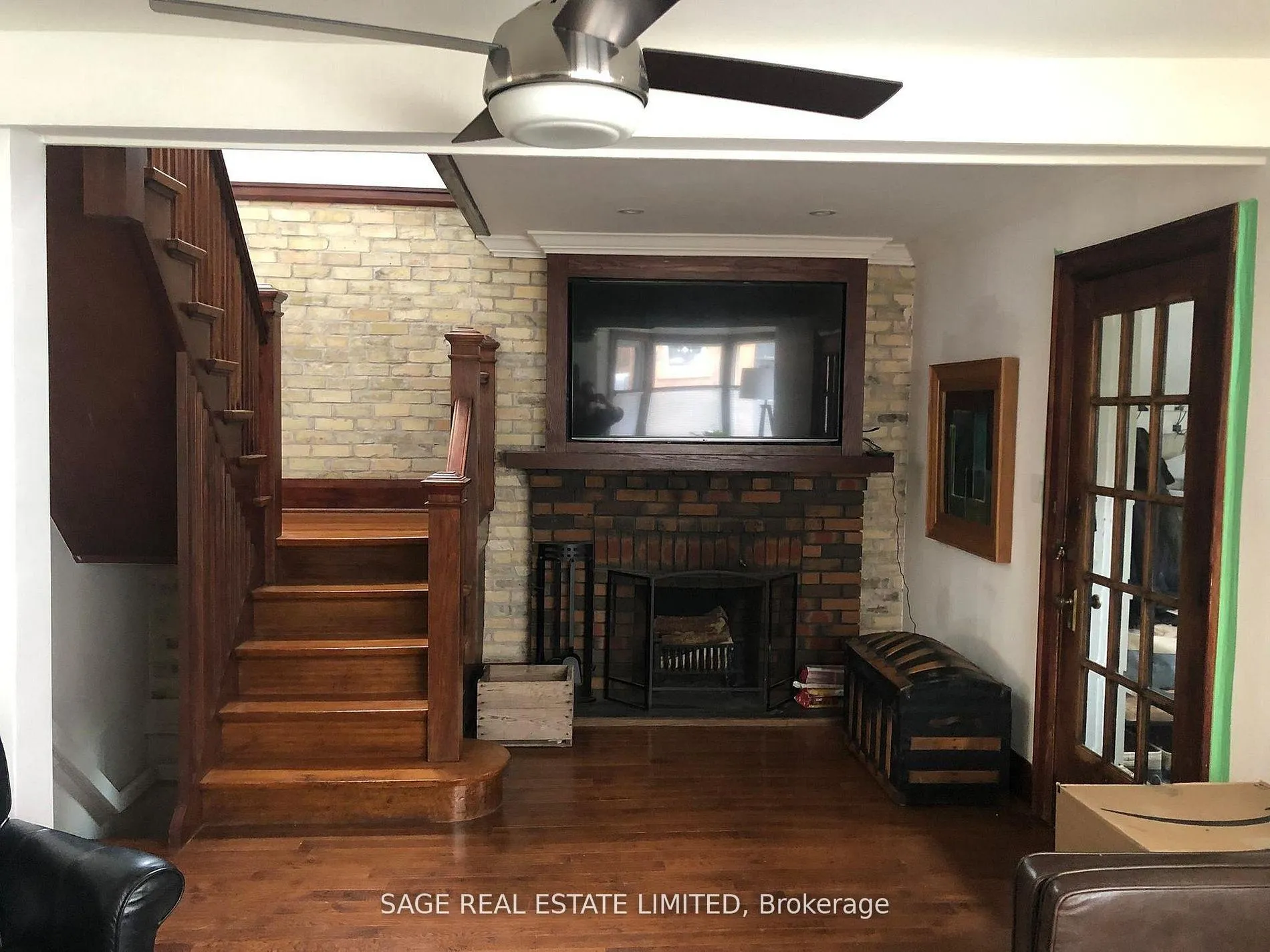 Photo 2 of 19 Beechwood Drive, Toronto, Broadview North — HOMEH