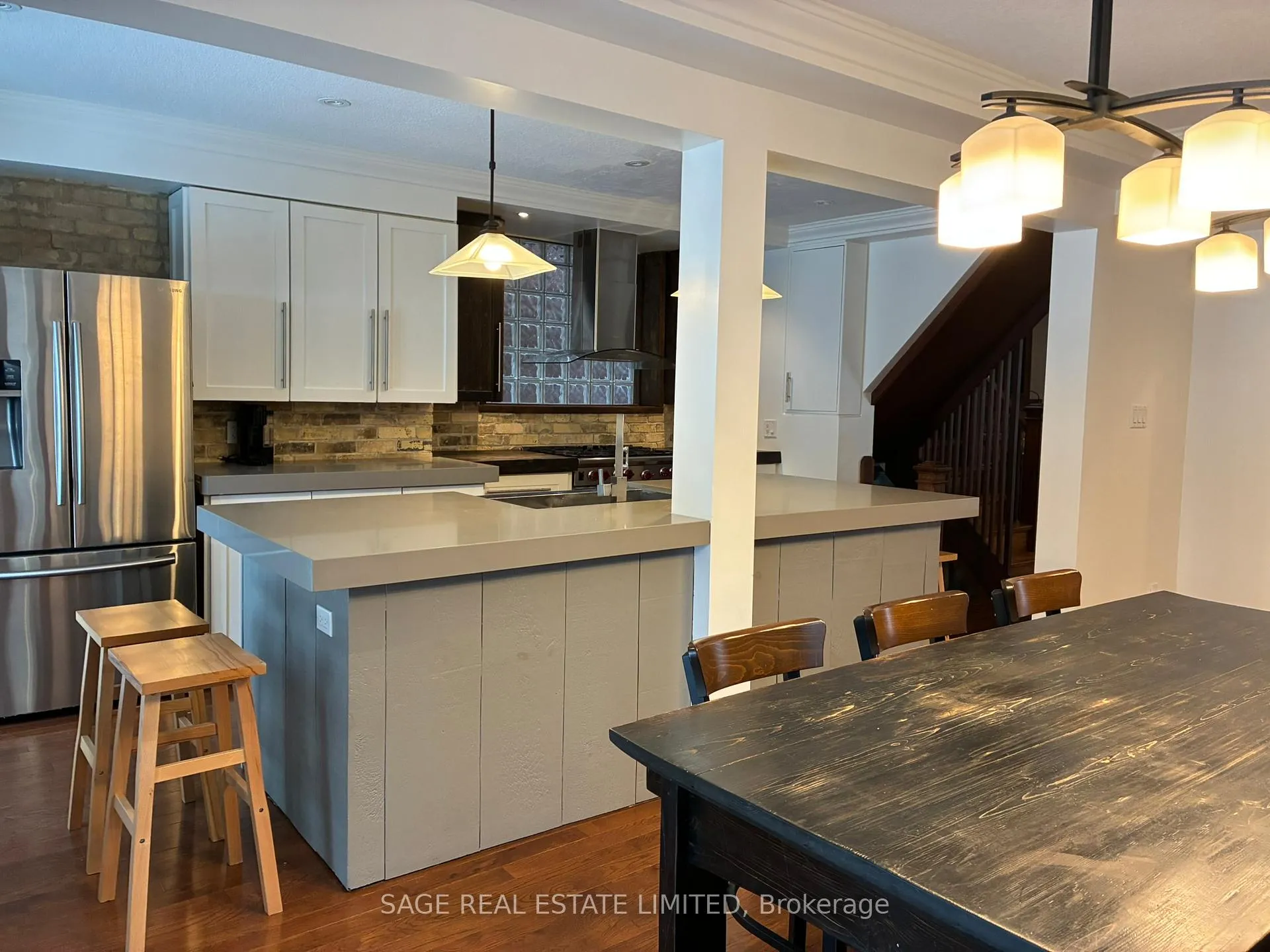 Photo 10 of 19 Beechwood Drive, Toronto, Broadview North — HOMEH