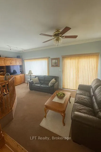 Photo 5 of 680 Trailview Drive, Peterborough, Ashburnham Ward 4 — HOMEH