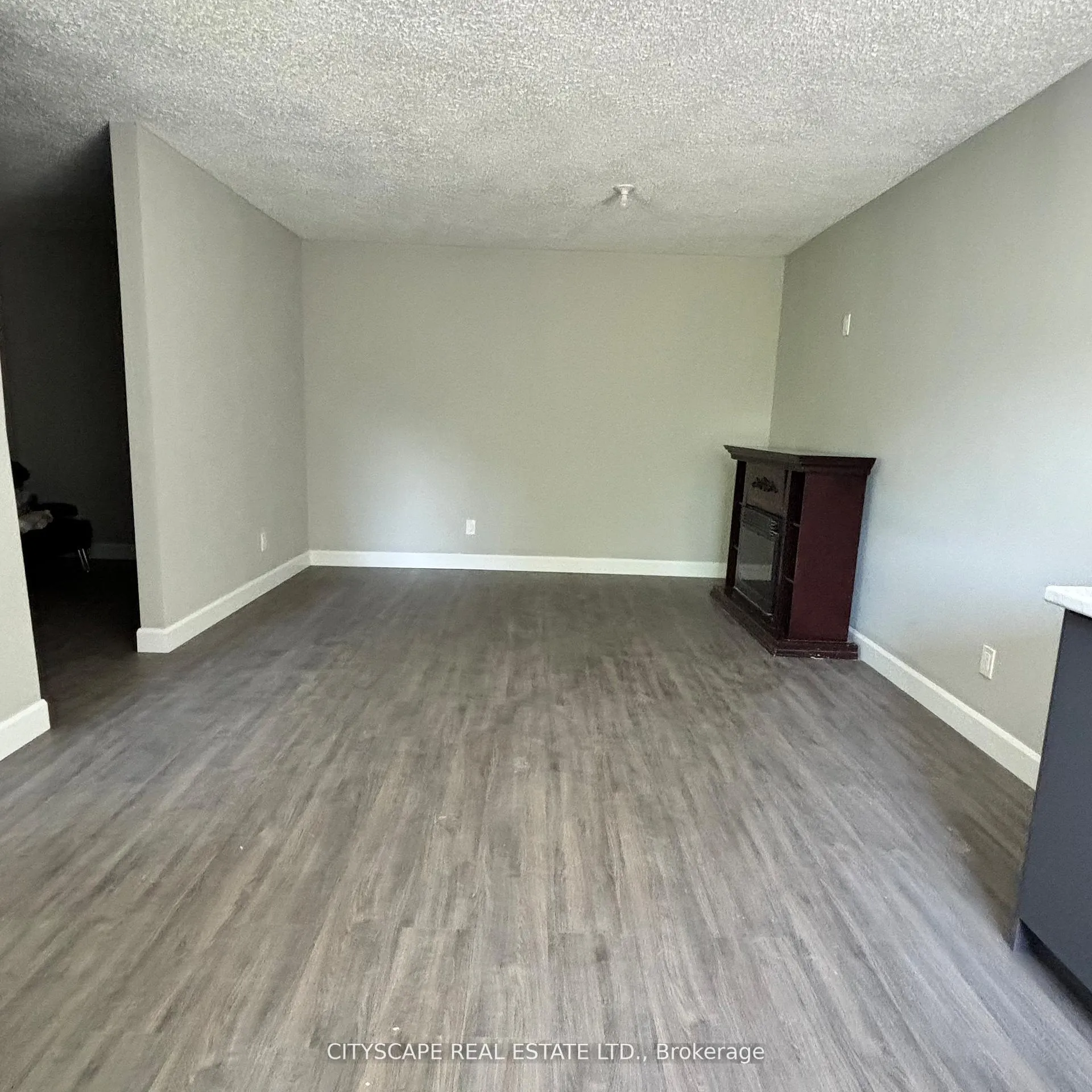 Photo 3 of Unit 1A, 16730 Mississauga Road, Caledon, Rural Caledon — HOMEH