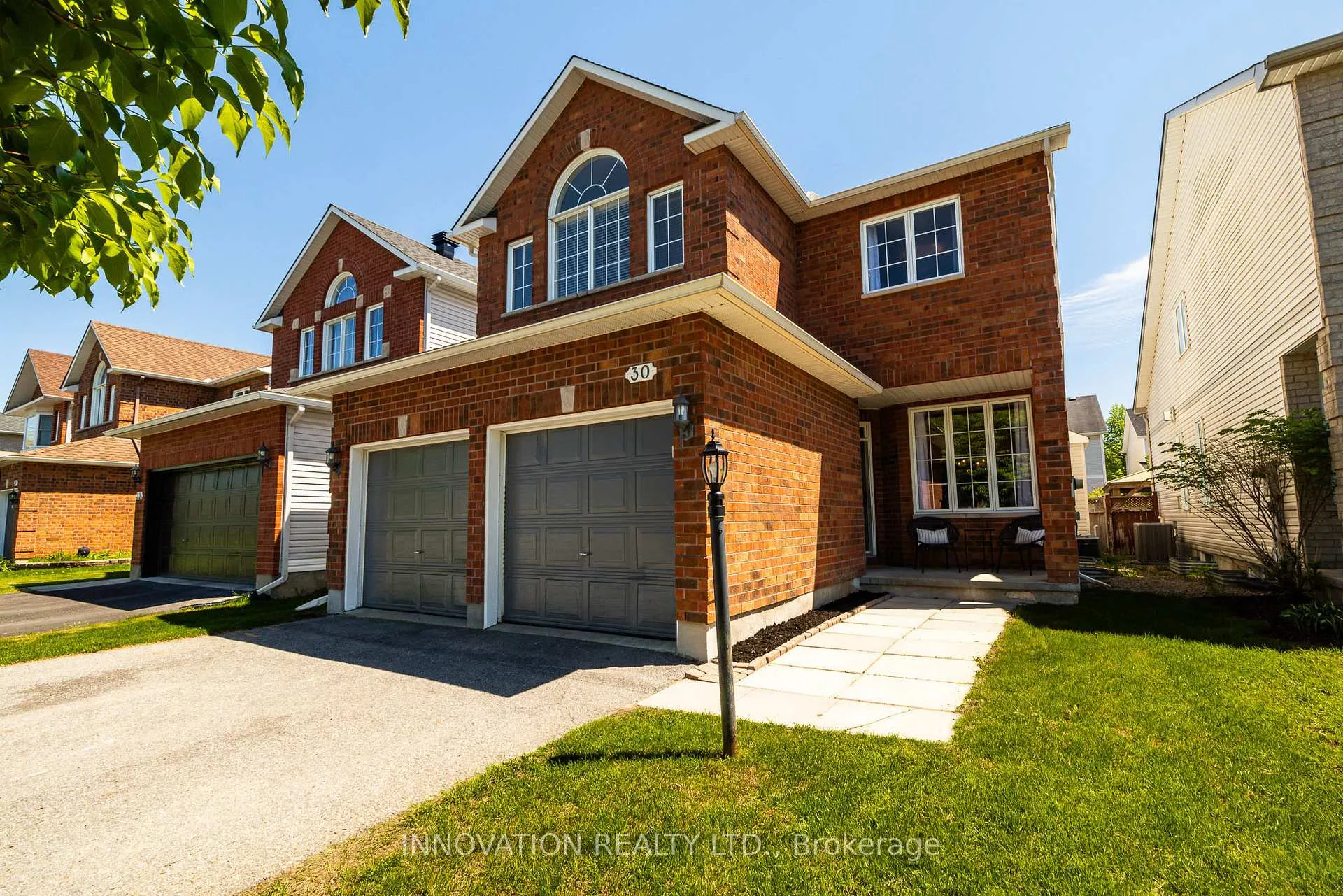 Photo 2 of 30 Mountain Ash Drive, Ottawa, Barrhaven East — HOMEH