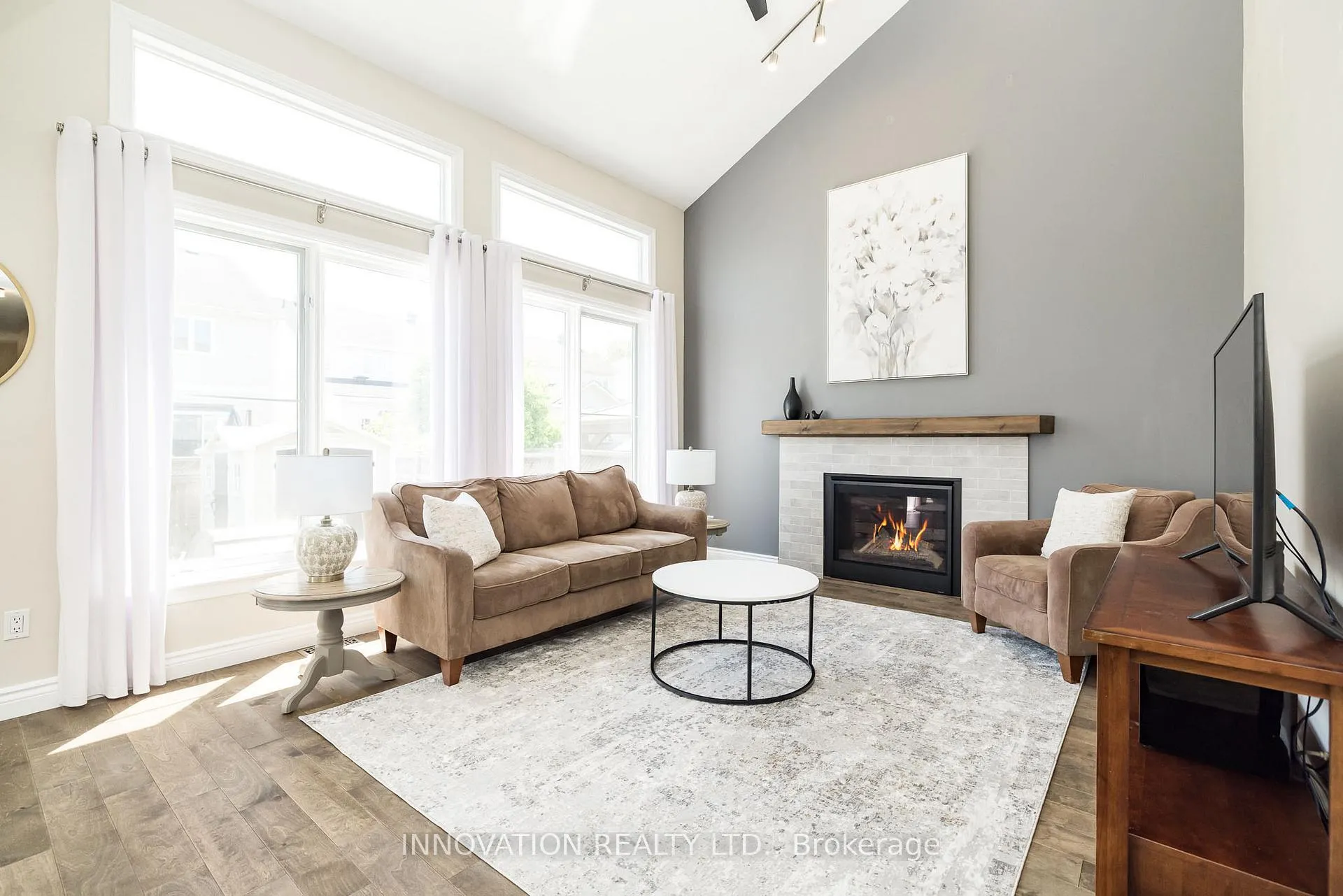 Photo 3 of 30 Mountain Ash Drive, Ottawa, Barrhaven East — HOMEH
