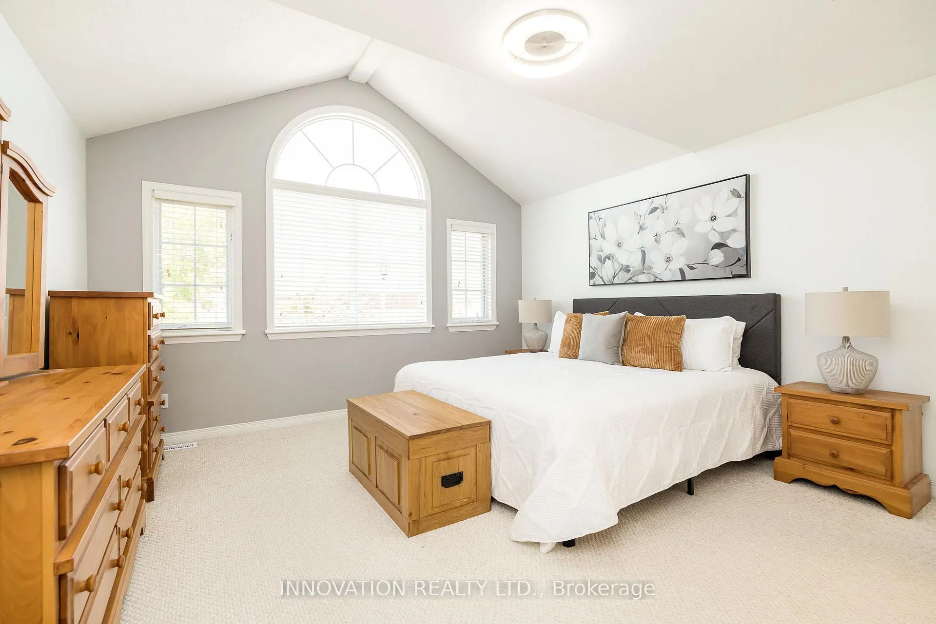 Photo 16 of 30 Mountain Ash Drive, Ottawa, Barrhaven East — HOMEH