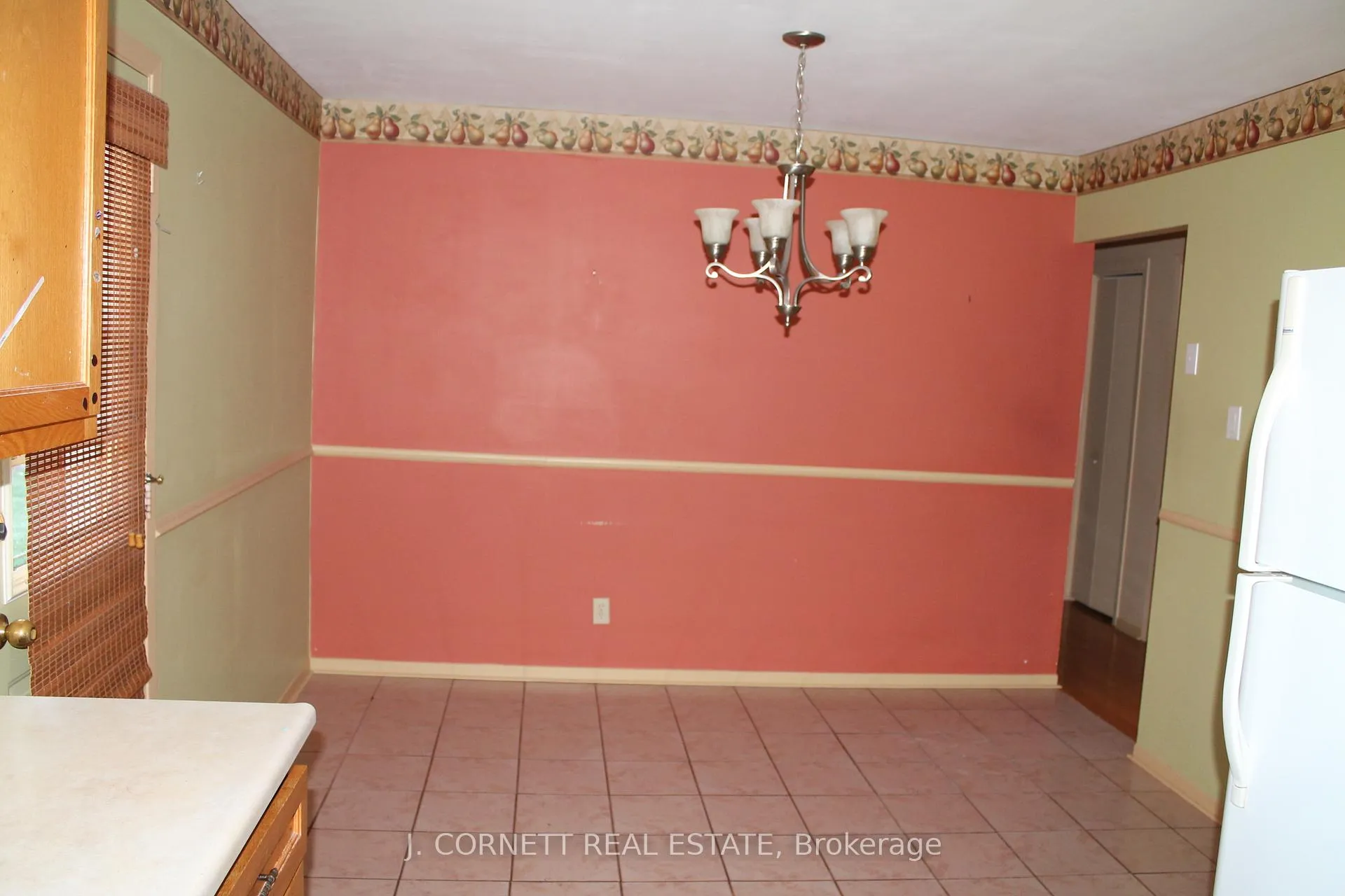 Photo 12 of 689 Champlain Drive E, Cornwall — HOMEH