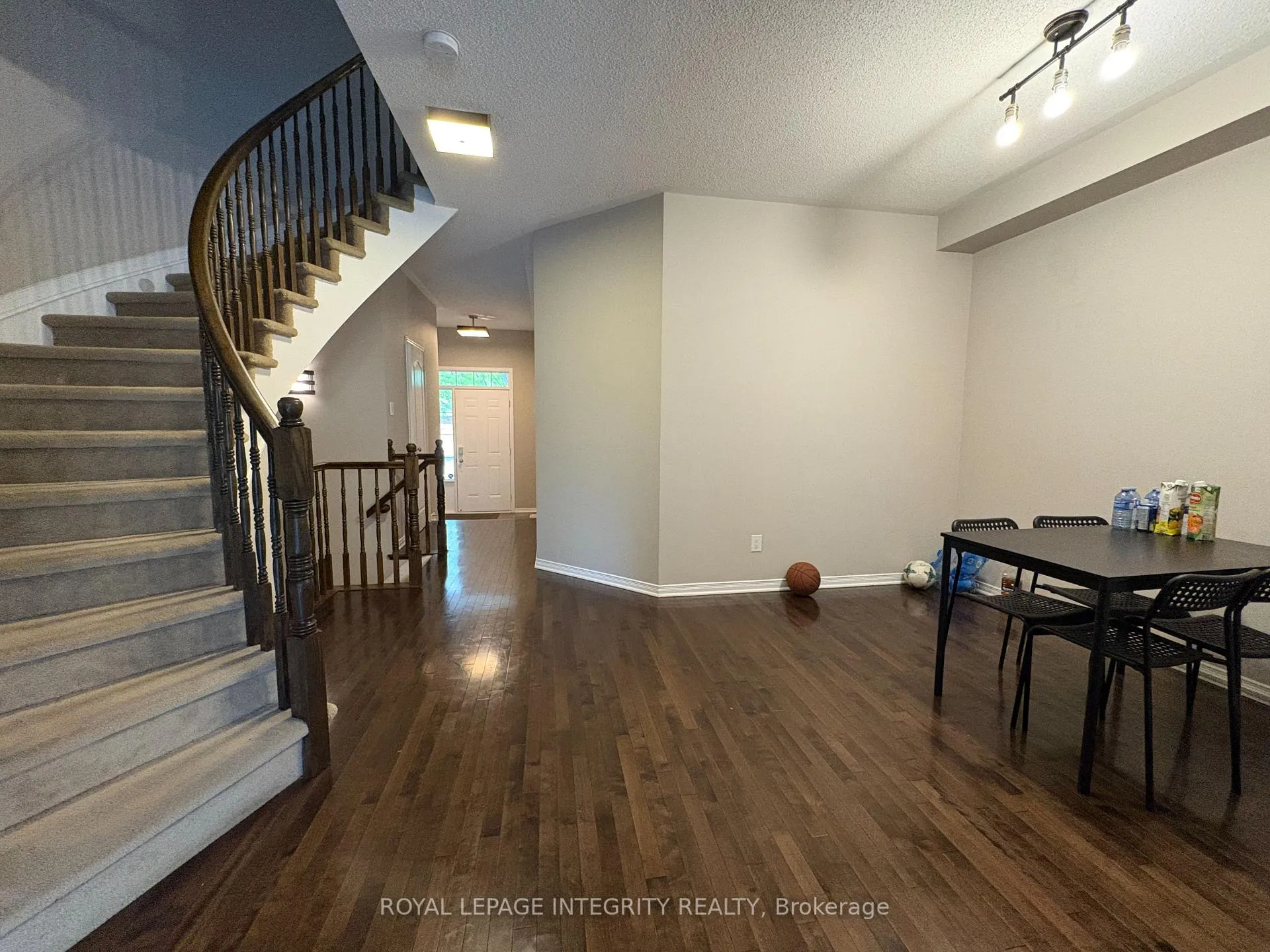 Photo 6 of 254 Badgeley Avenue, Ottawa, Kanata - Kanata Lakes/Heritage Hills — HOMEH