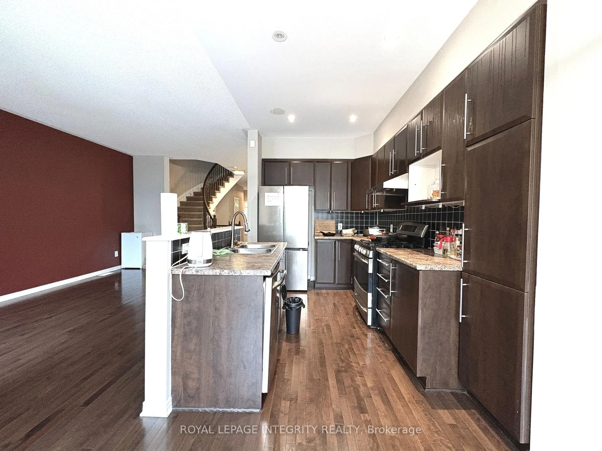 Photo 12 of 254 Badgeley Avenue, Ottawa, Kanata - Kanata Lakes/Heritage Hills — HOMEH