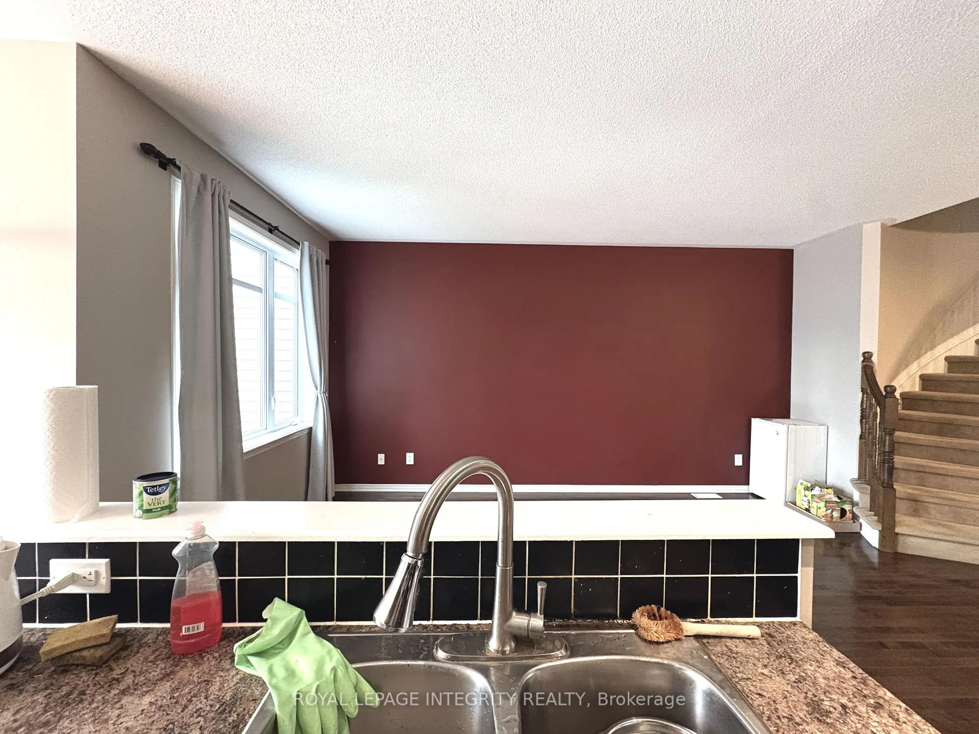 Photo 14 of 254 Badgeley Avenue, Ottawa, Kanata - Kanata Lakes/Heritage Hills — HOMEH