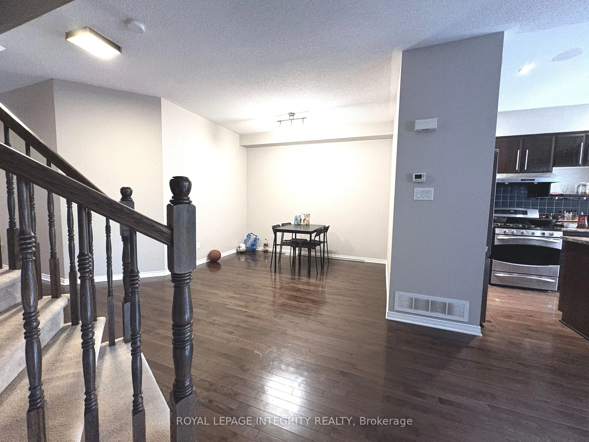 Photo 19 of 254 Badgeley Avenue, Ottawa, Kanata - Kanata Lakes/Heritage Hills — HOMEH